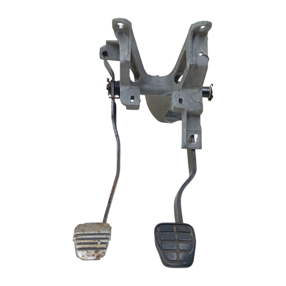 Suporte Pedais Freio Embreagem Santana Quantum 1991 A 2006