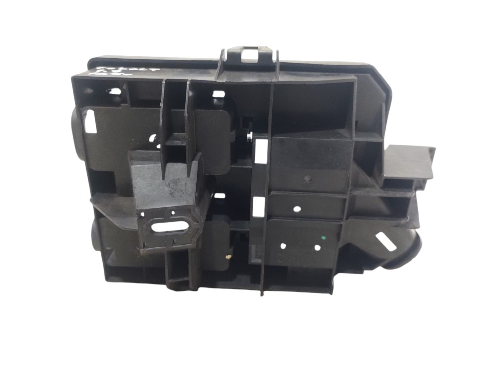 Carcaça Suporte Caixa Fusíveis Onix Prisma Cobalt 2019 A 20 7