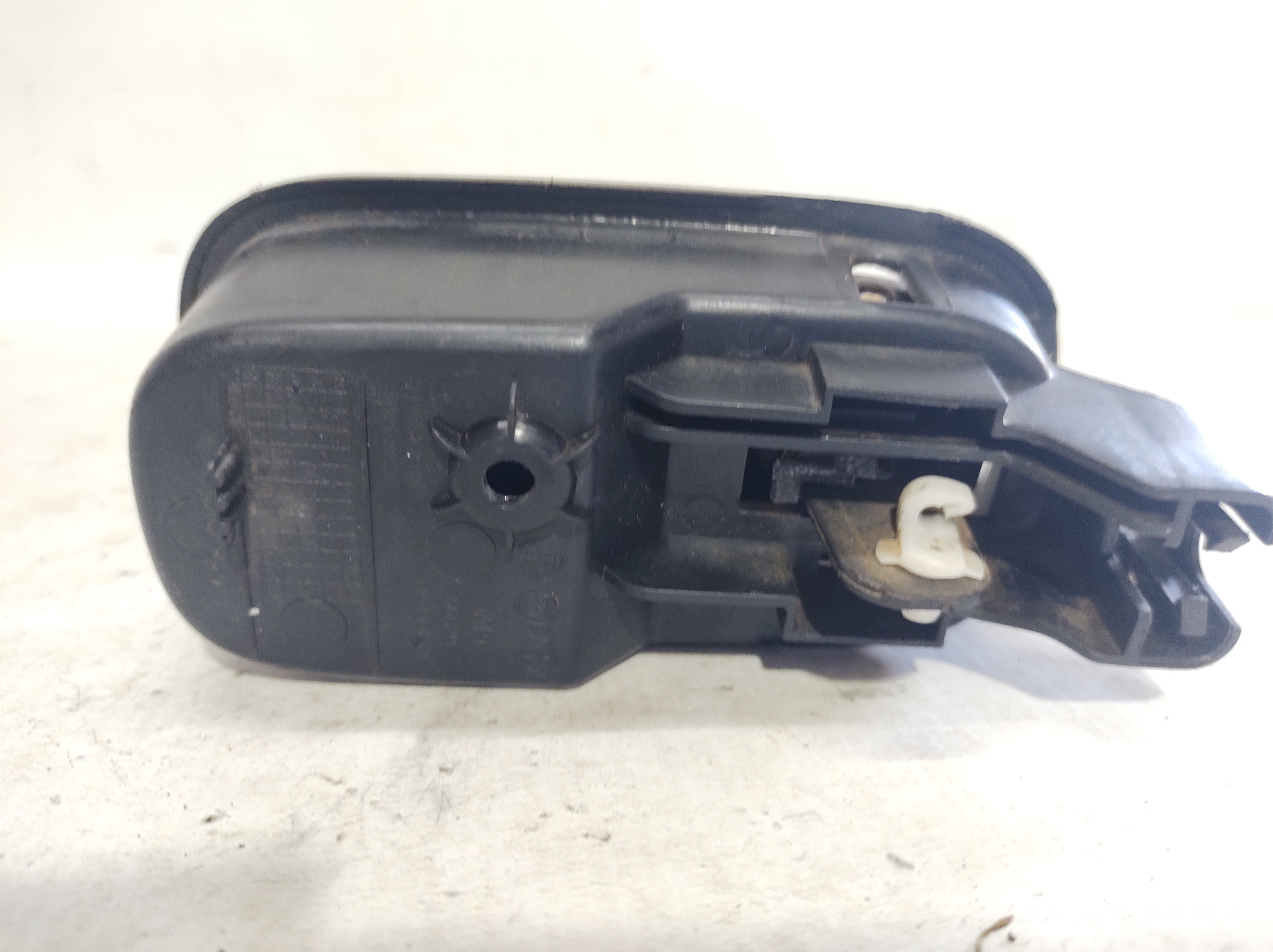 Maçaneta Interna Traseira/dianteira Direita Mobi 100180496 Preto Dianteira/traseira 3