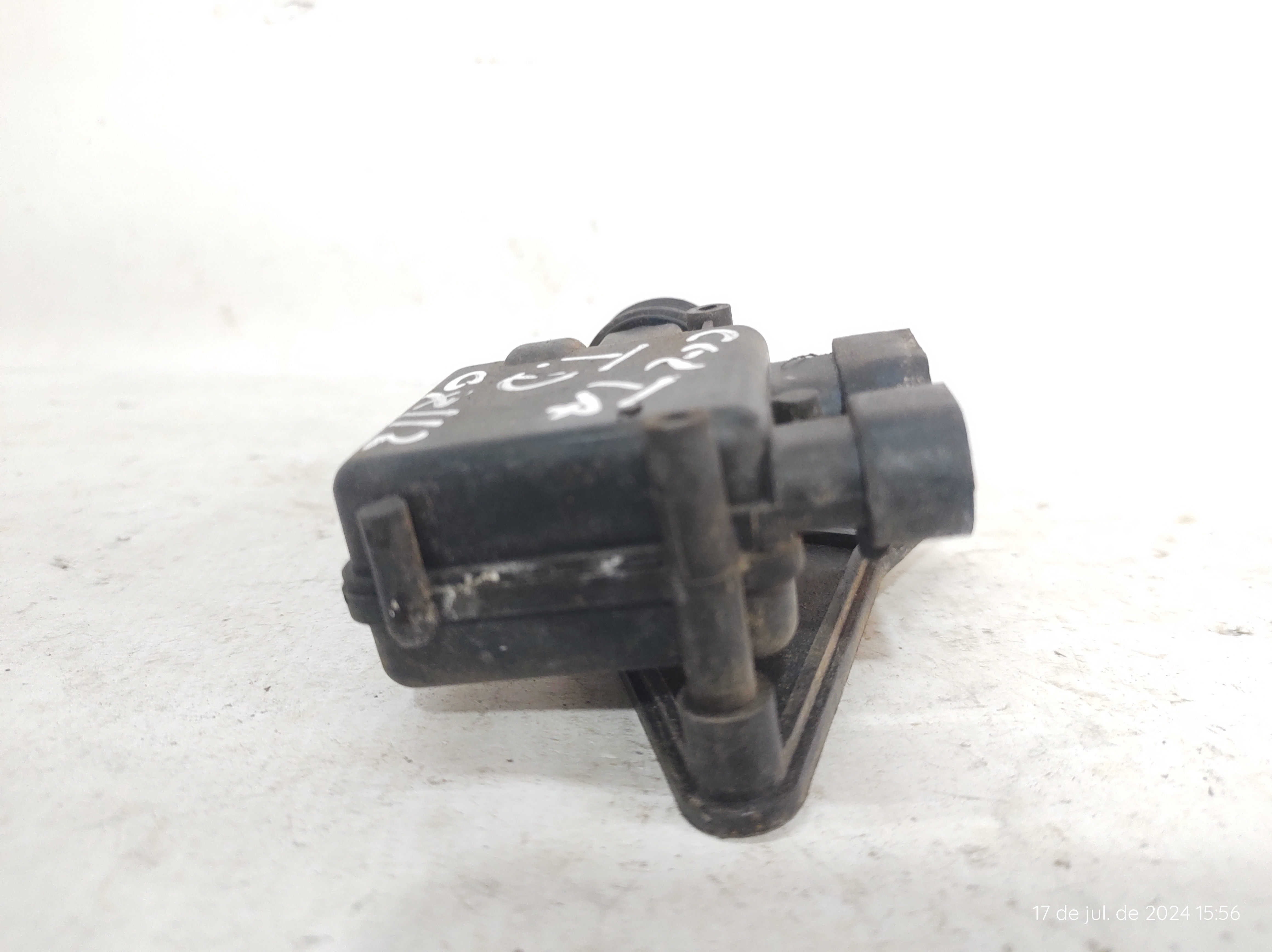 Trava Eletrica Porta Traseira Direita Celta 07 A 12 6