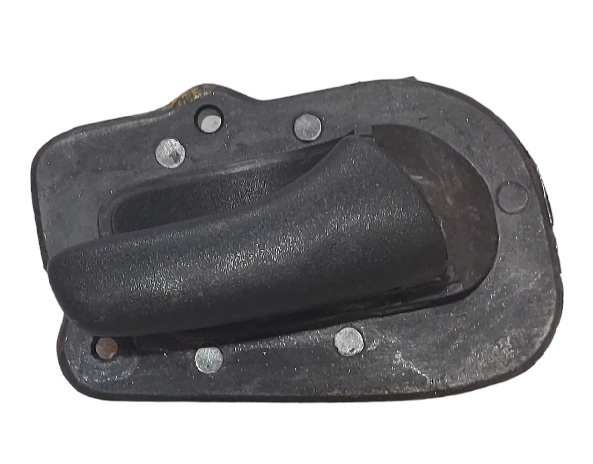Maçaneta Int Dianteira Direita Classic 96 A 16 90388606 Preto Dianteira