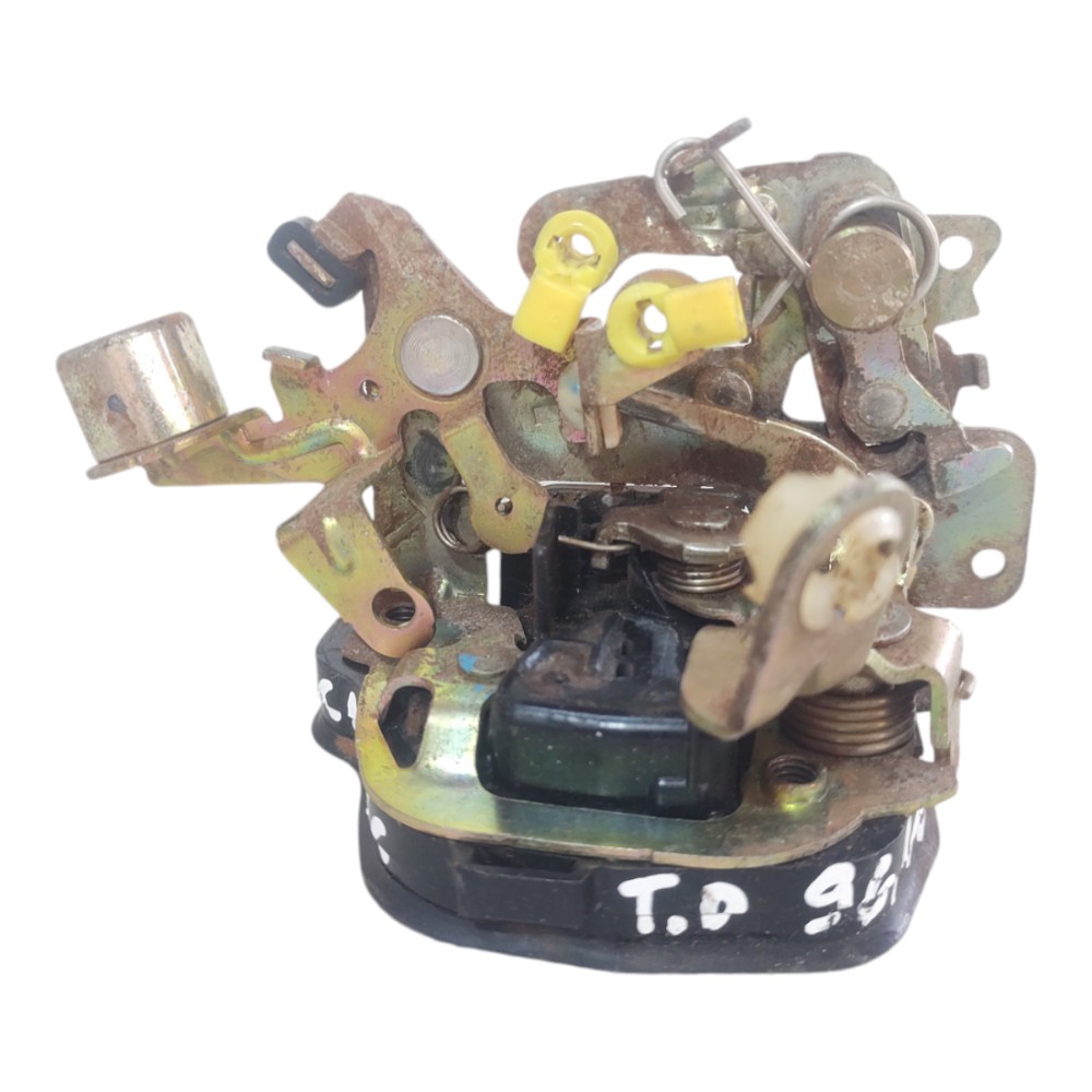 Fechadura Manual Traseira Direita Classic 1996 A 2016 7