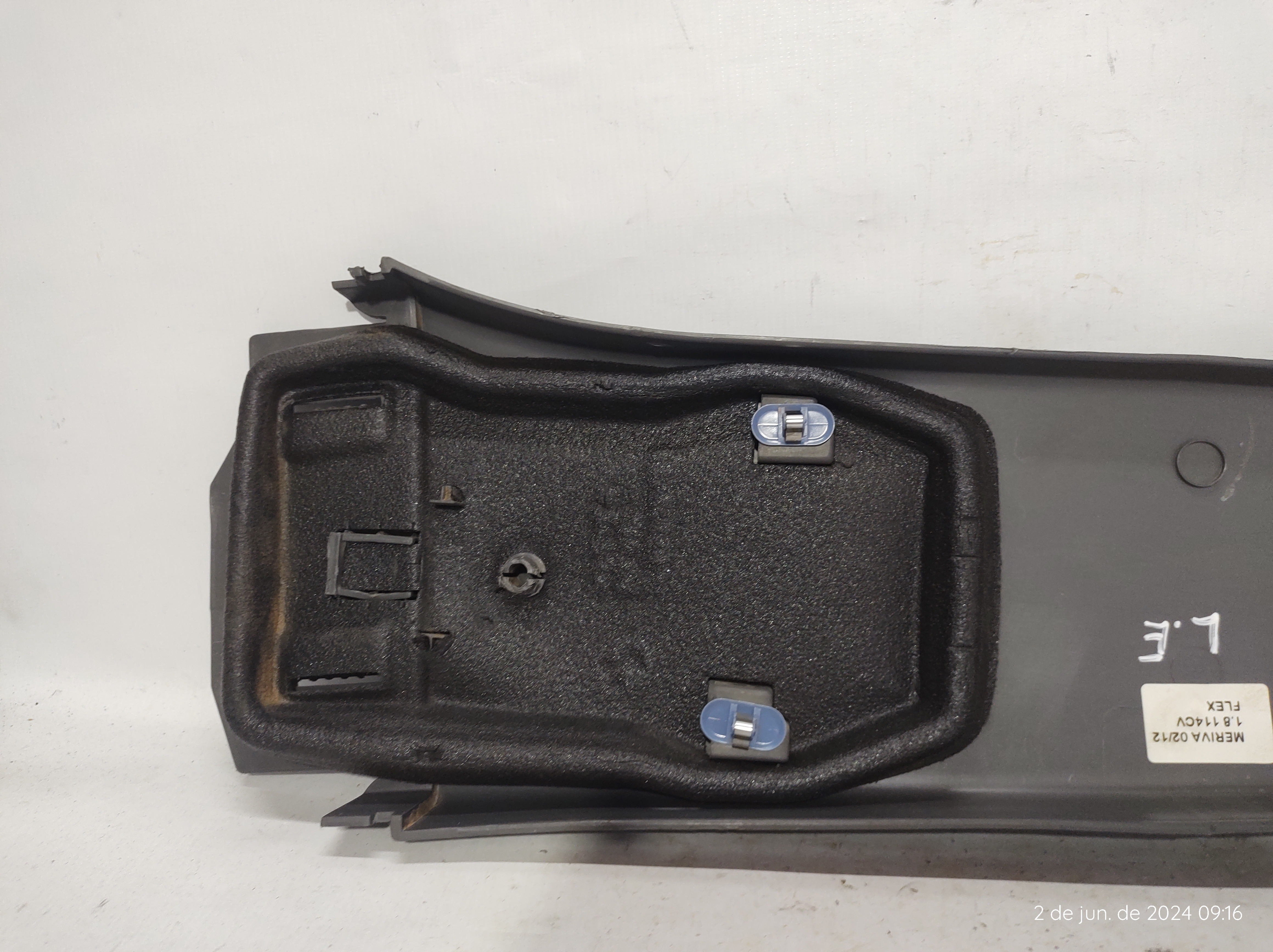 Moldura Esquerda Coluna Central Meriva 2 A 12 93392499 5