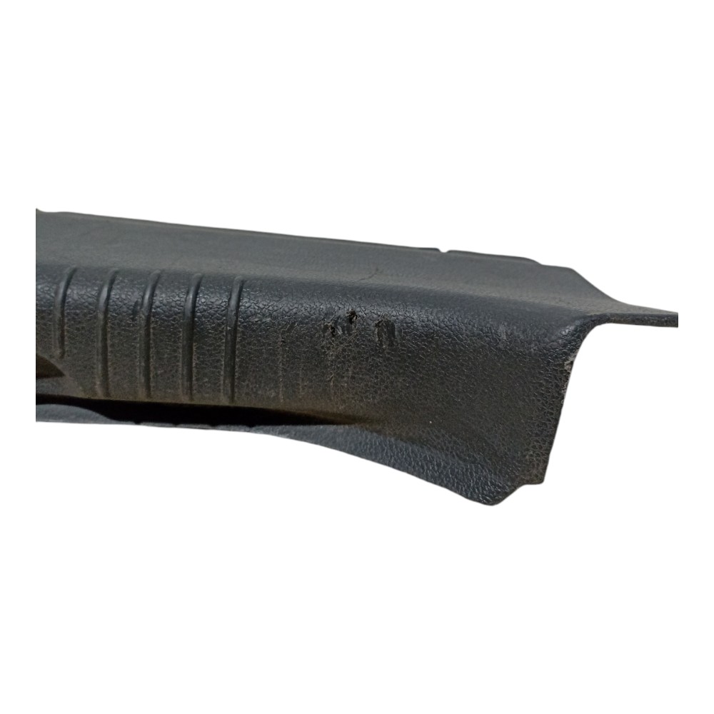 Soleira Traseira Porta Mala Fiesta Sedan 2004 A 2012 C/risco Preto 2