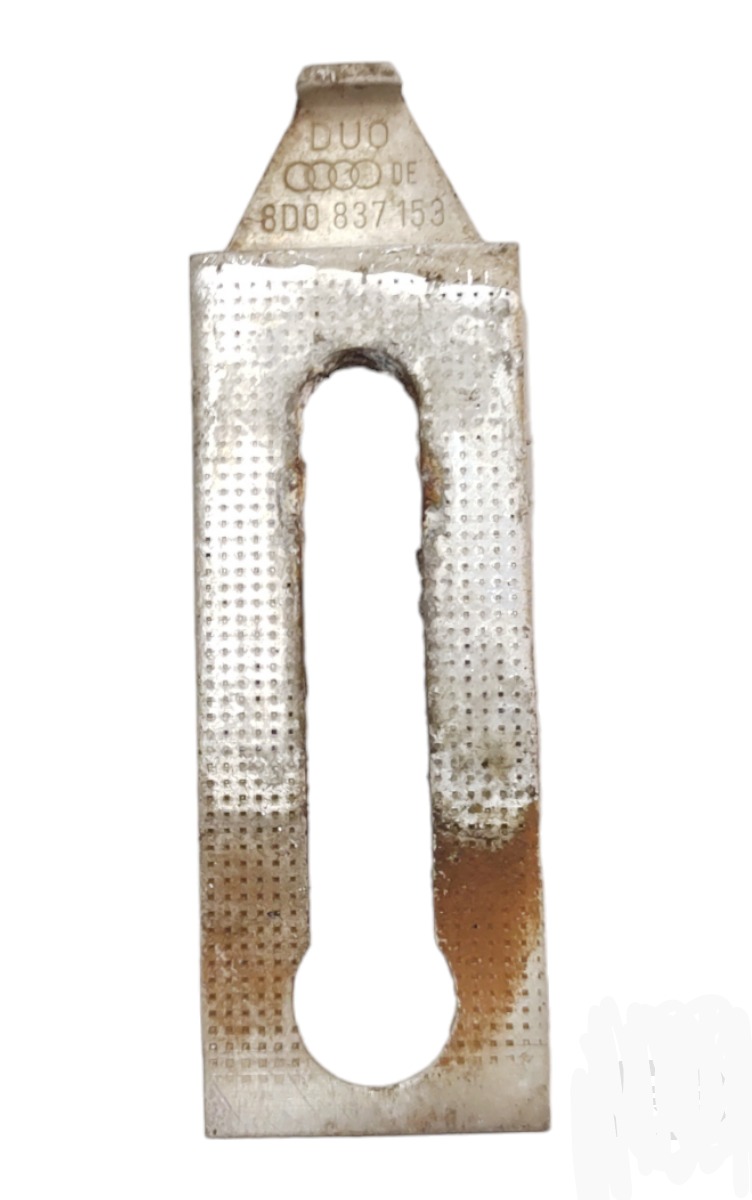 Suporte Calço Regulador Porta Jetta 11 A 15 8d0837153