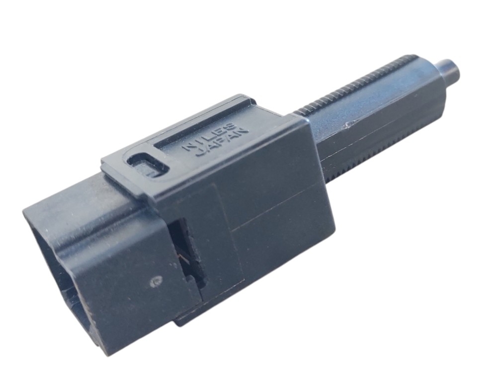 Sensor Luz Traseira Nissan March 2011 A 2015 2