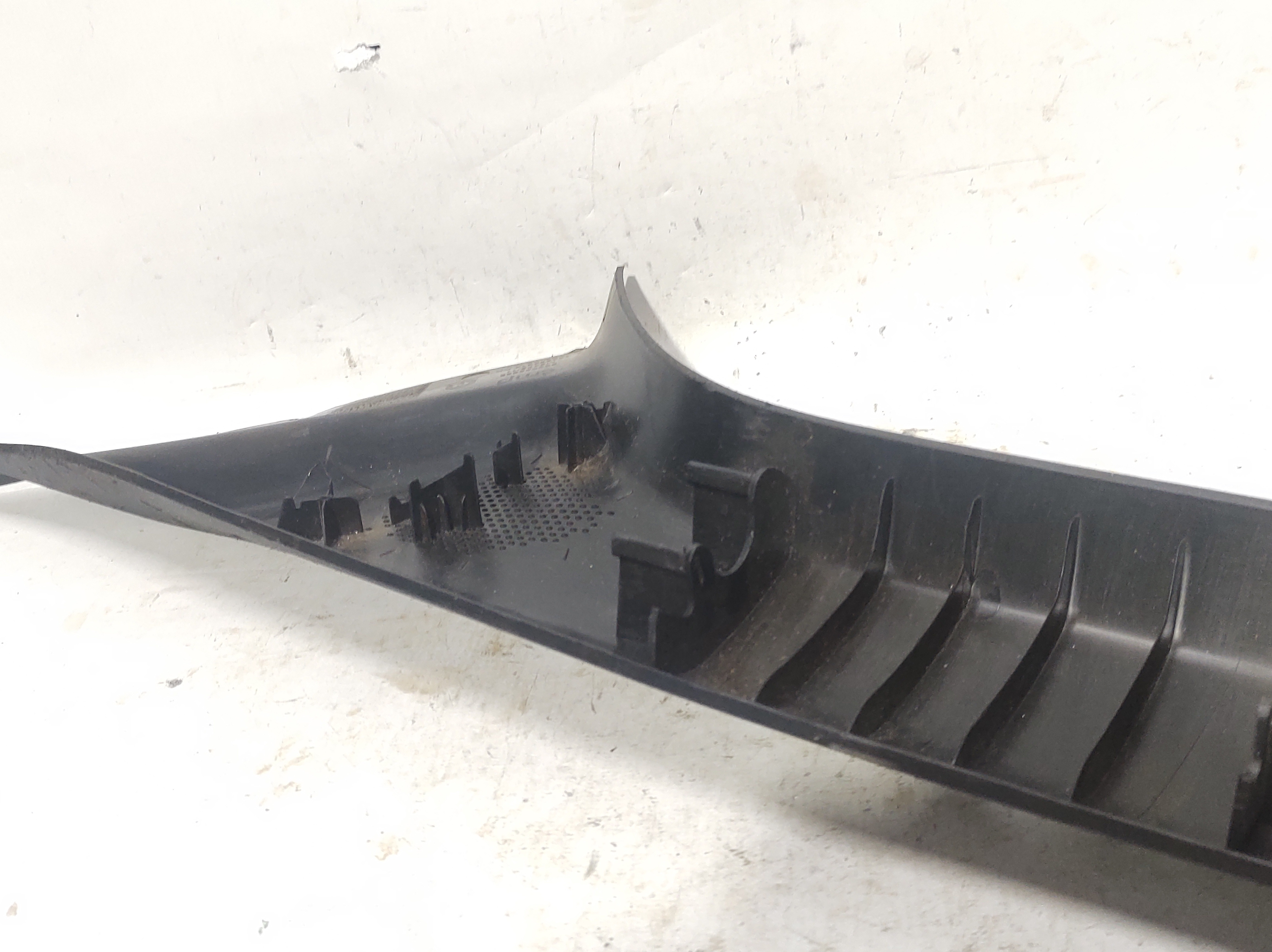 Moldura Direita Coluna Parabrisa Strada 20 A 23 800006258 7