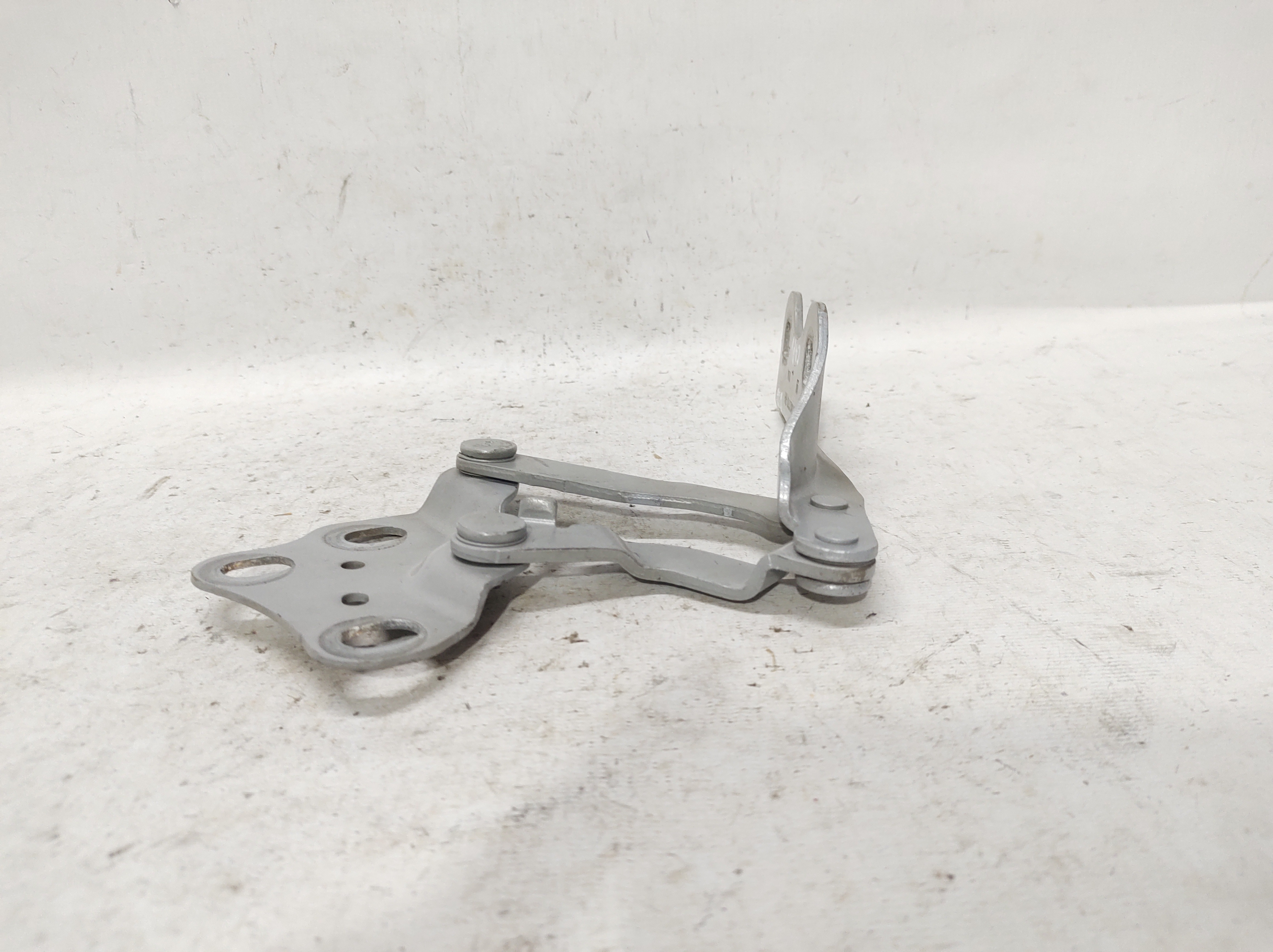 Dobradiça Direita Capô Meriva 02 A 12 93382770 7