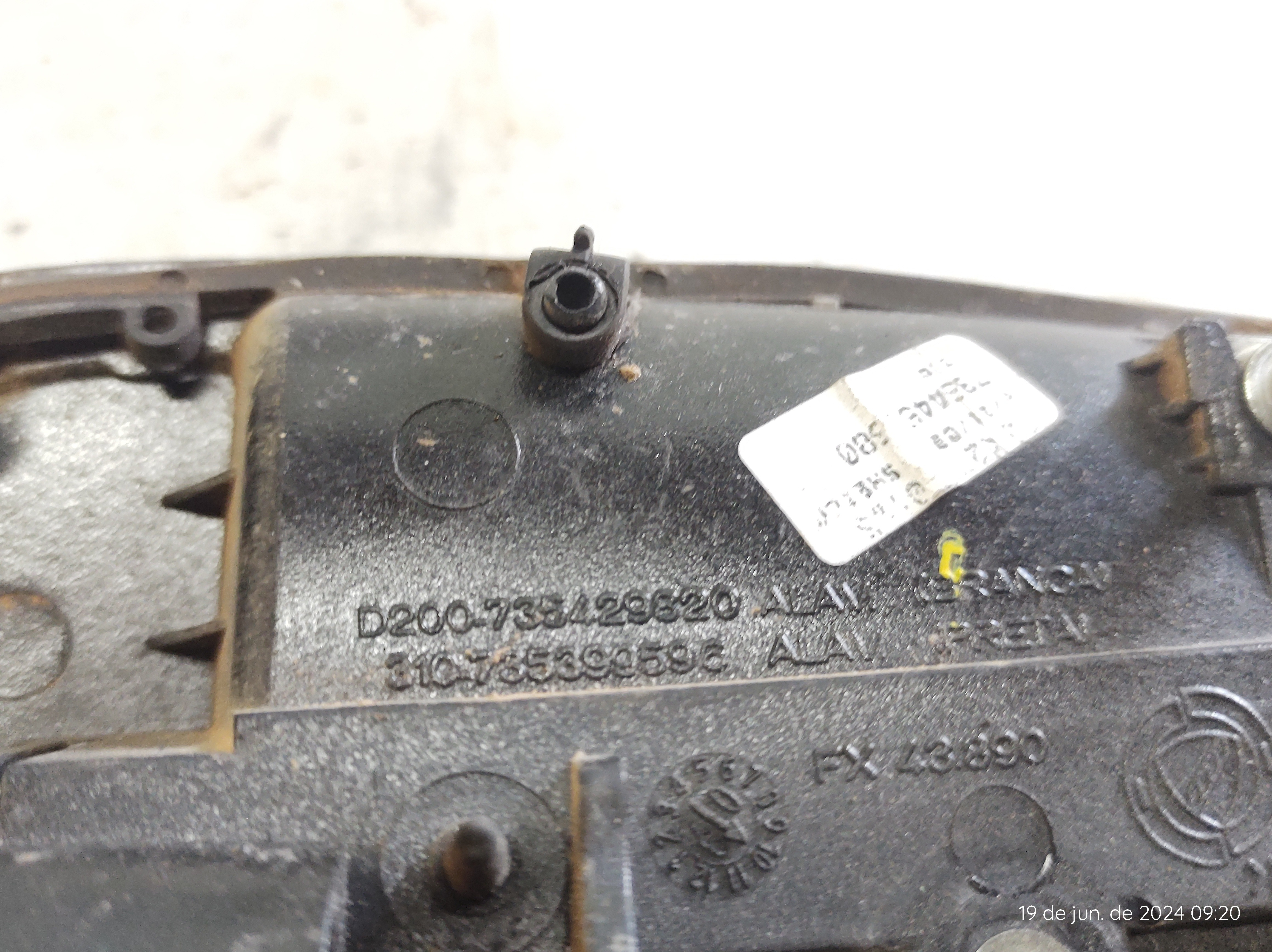 Macaneta Ext Traseria Direita Punto Linea 9 A 16 735429620 Preto Traseira 4
