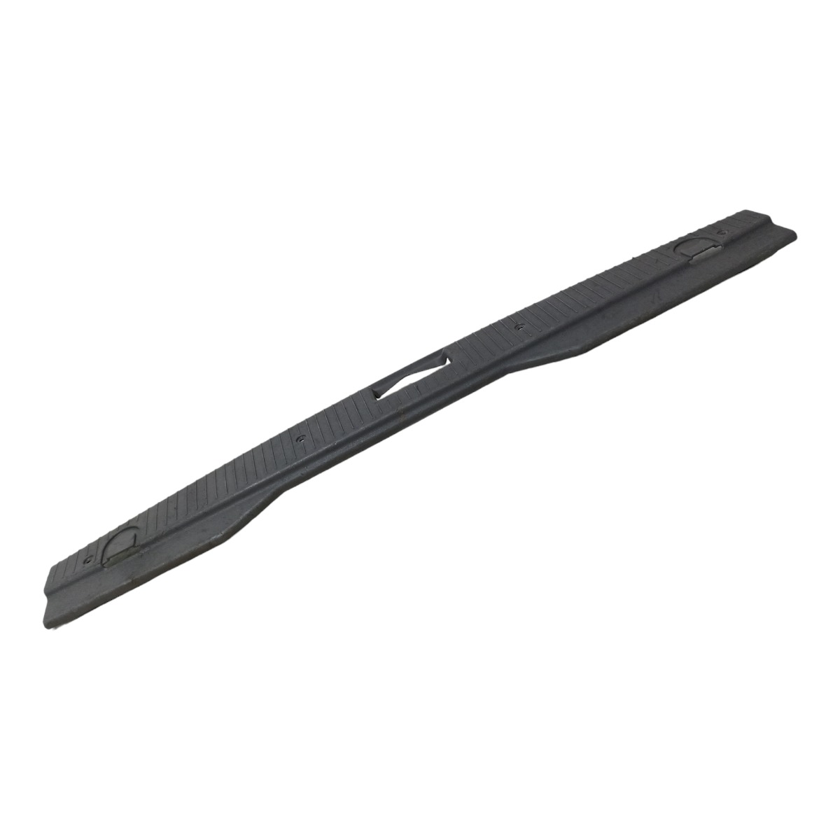 Moldura Inferior Porta Mala Chevrolet Meriva 2003 A 2012 4
