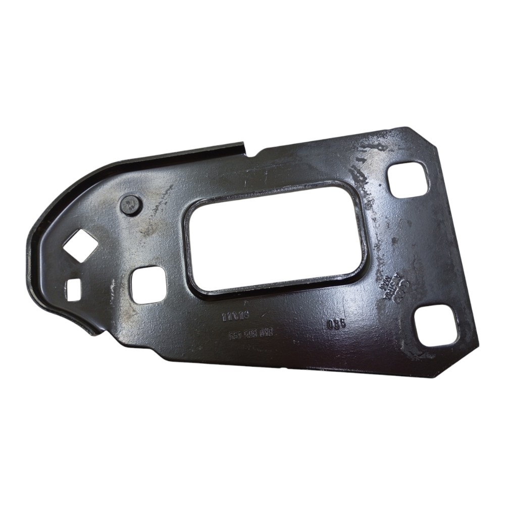 Suporte Radiador Lado Esquerdo A4 2013 2014 2015 2016 2