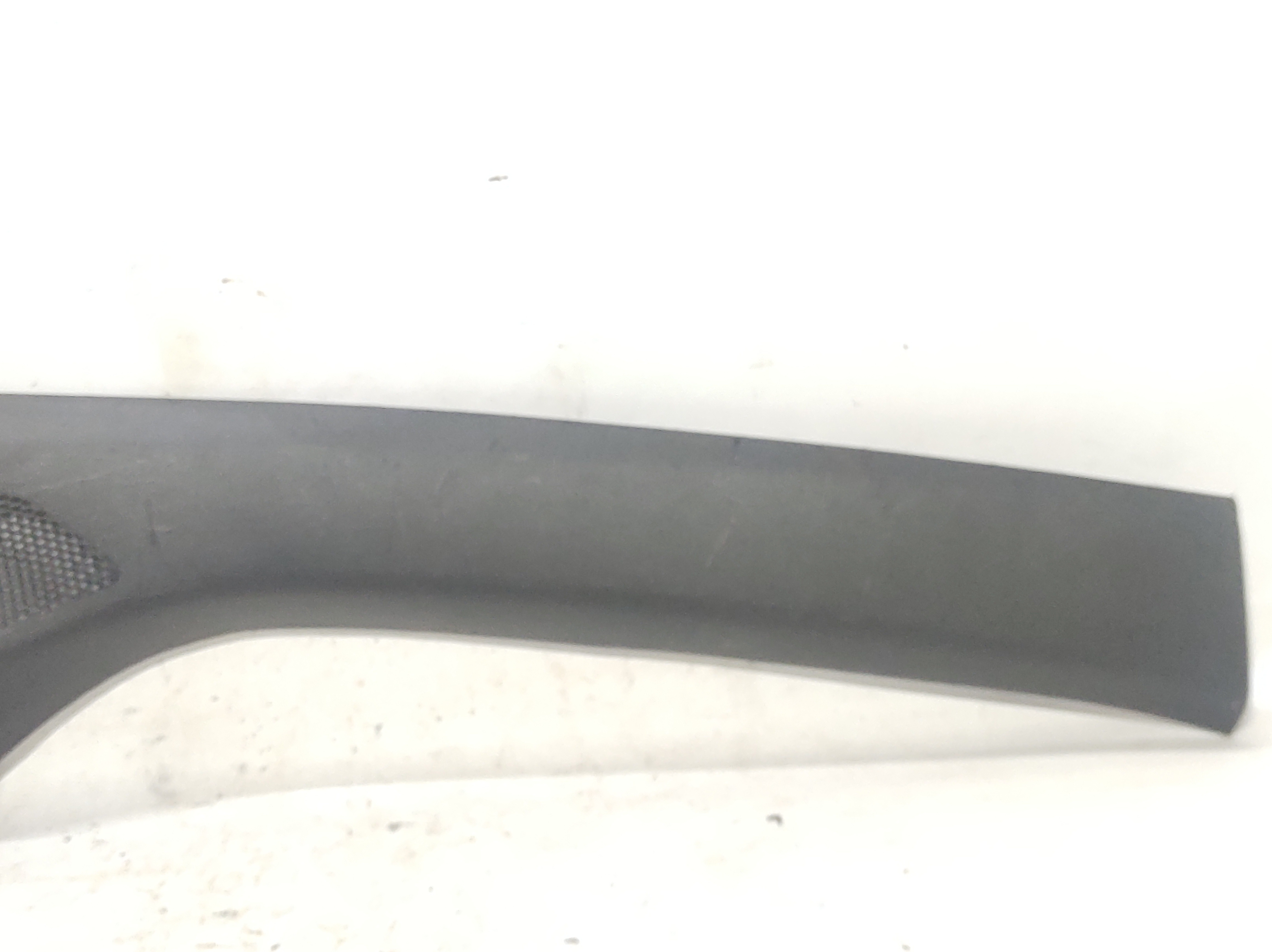 Moldura Direita Coluna Parabrisa Strada 20 A 23 800006258 3