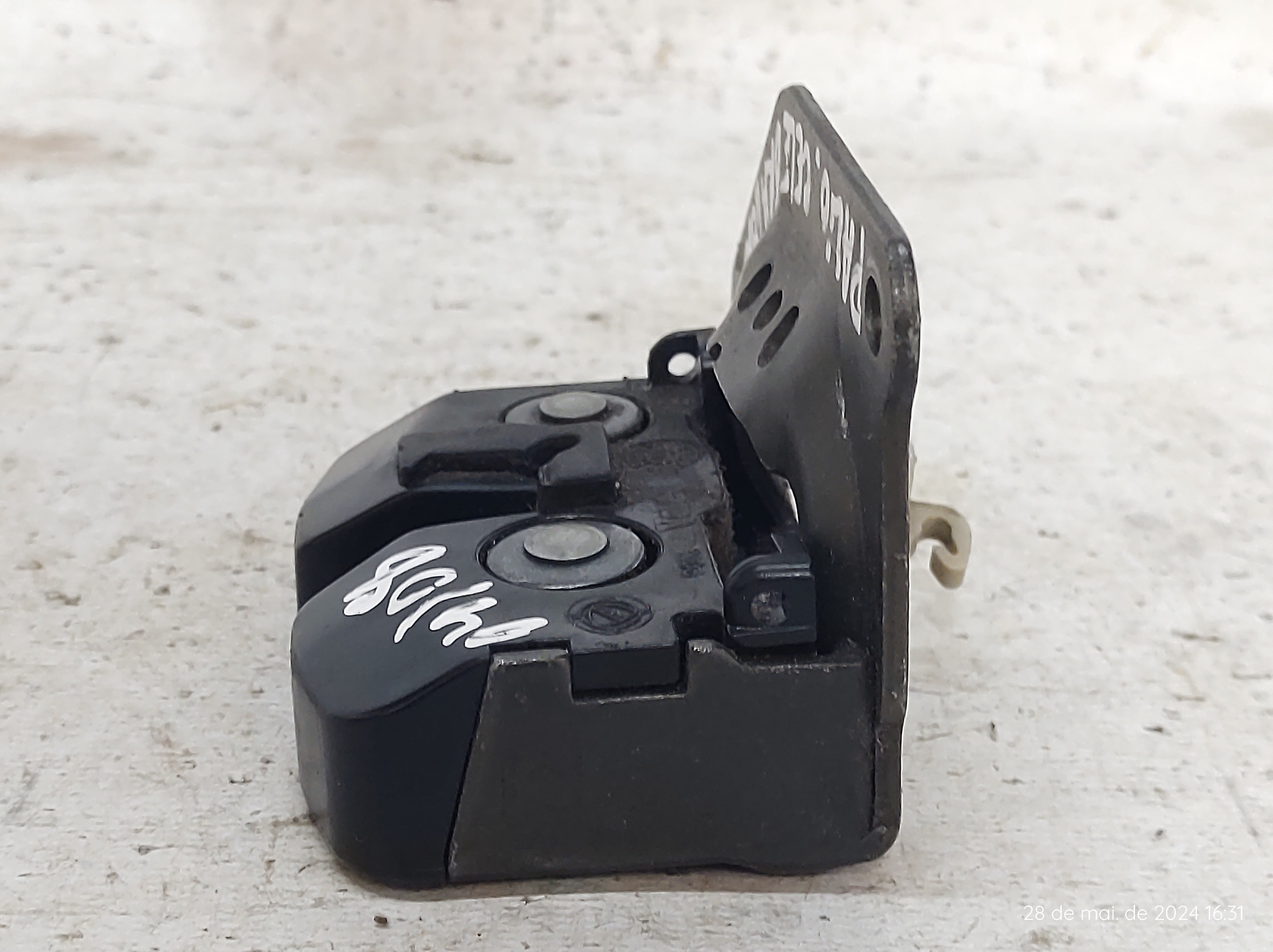 Fechadura Tampa Traseira Palio 04 A 08 4