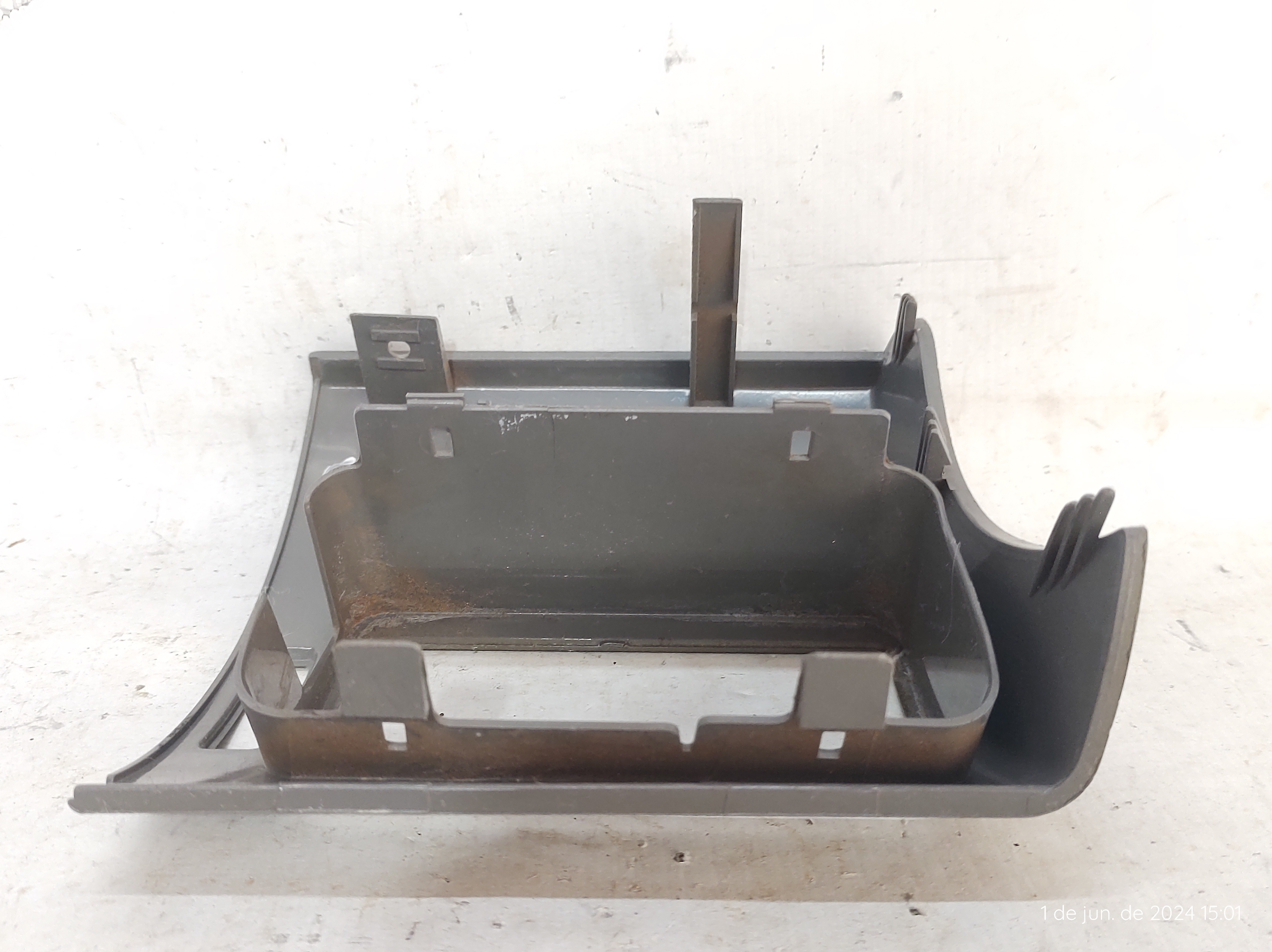 Moldura Direita Difusor Gol Saveiro Parati 00 A 5 377857044 4