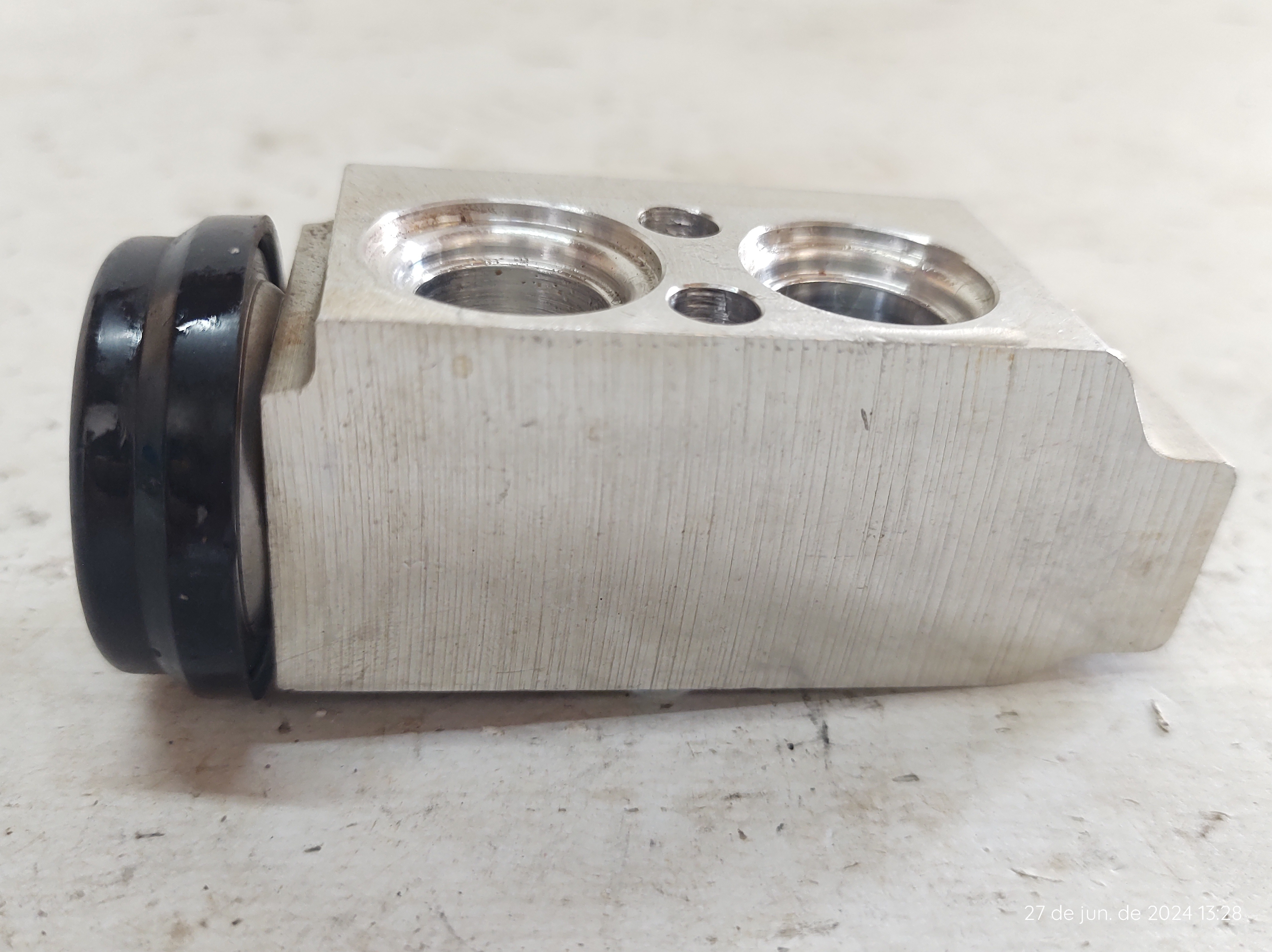 Válvula Block Ar Condicionado Jac J3 11 A 15 6