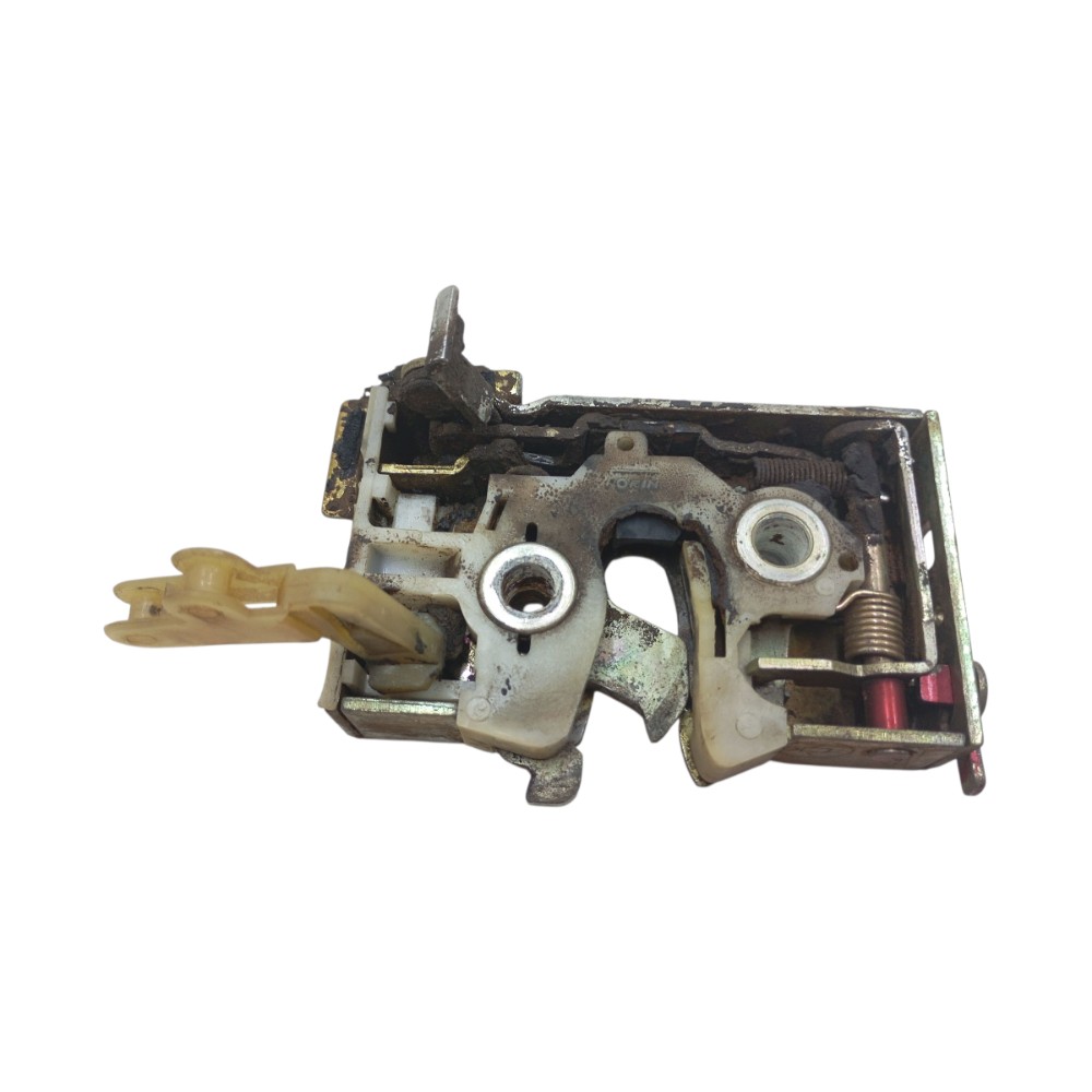 Fechadura Porta Traseira Esquerda Santana 1984 A 2006