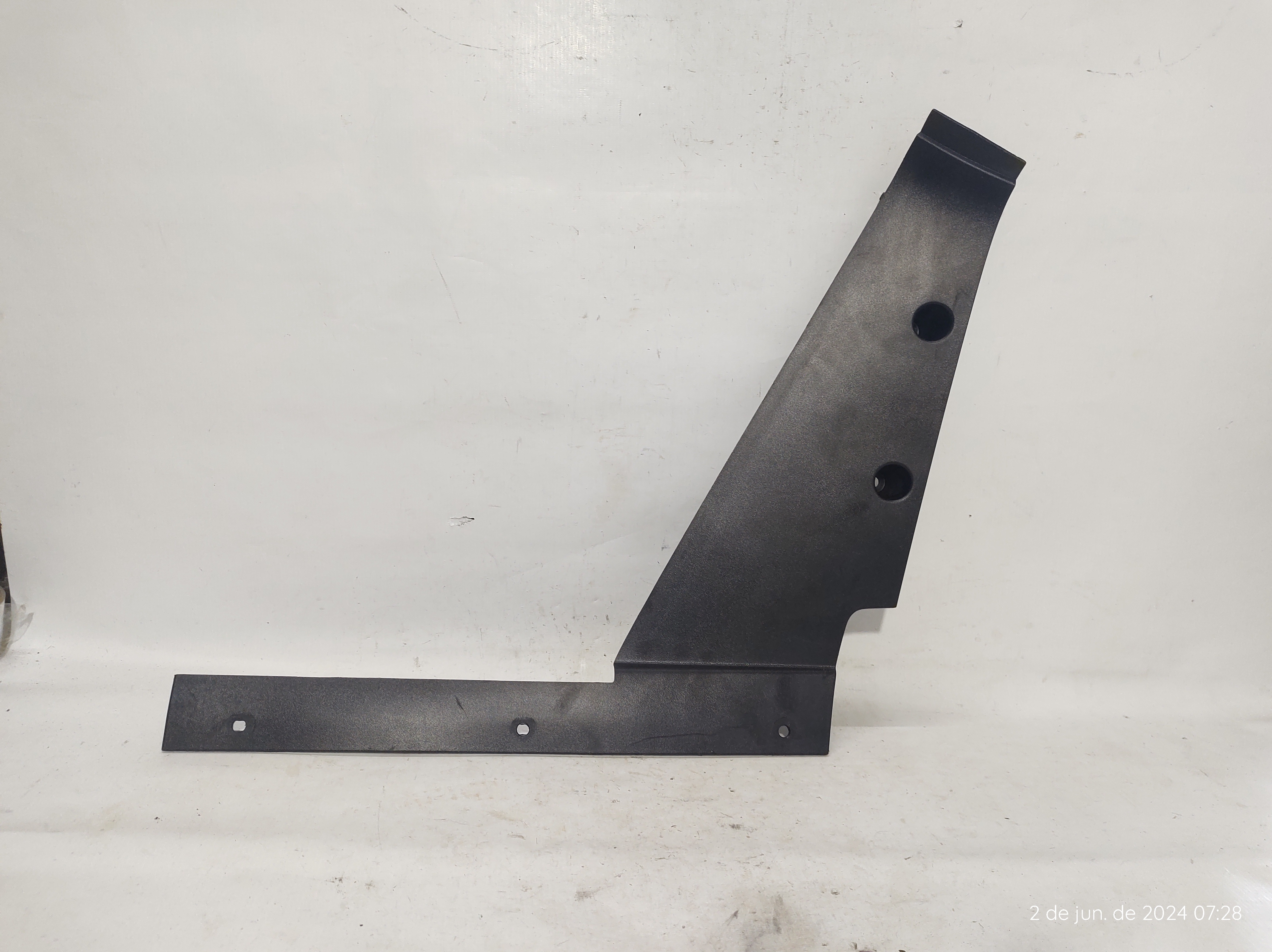 Moldura Lateral Traseira Esquerda Oroch 15 A 20 938j99919r 7