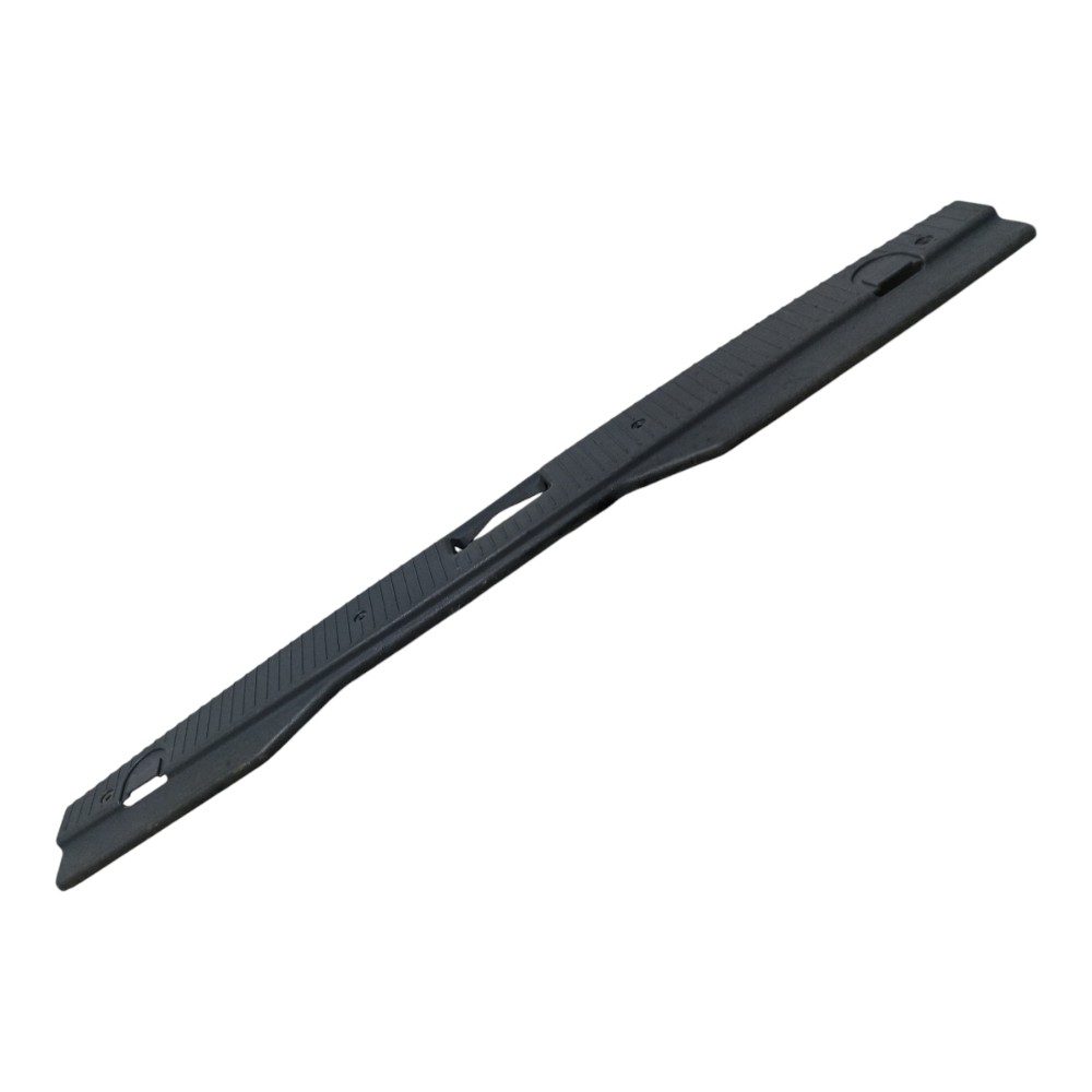 Moldura Inferior Porta Malas Gm Meriva 2002 2003 2004 A 2012 3