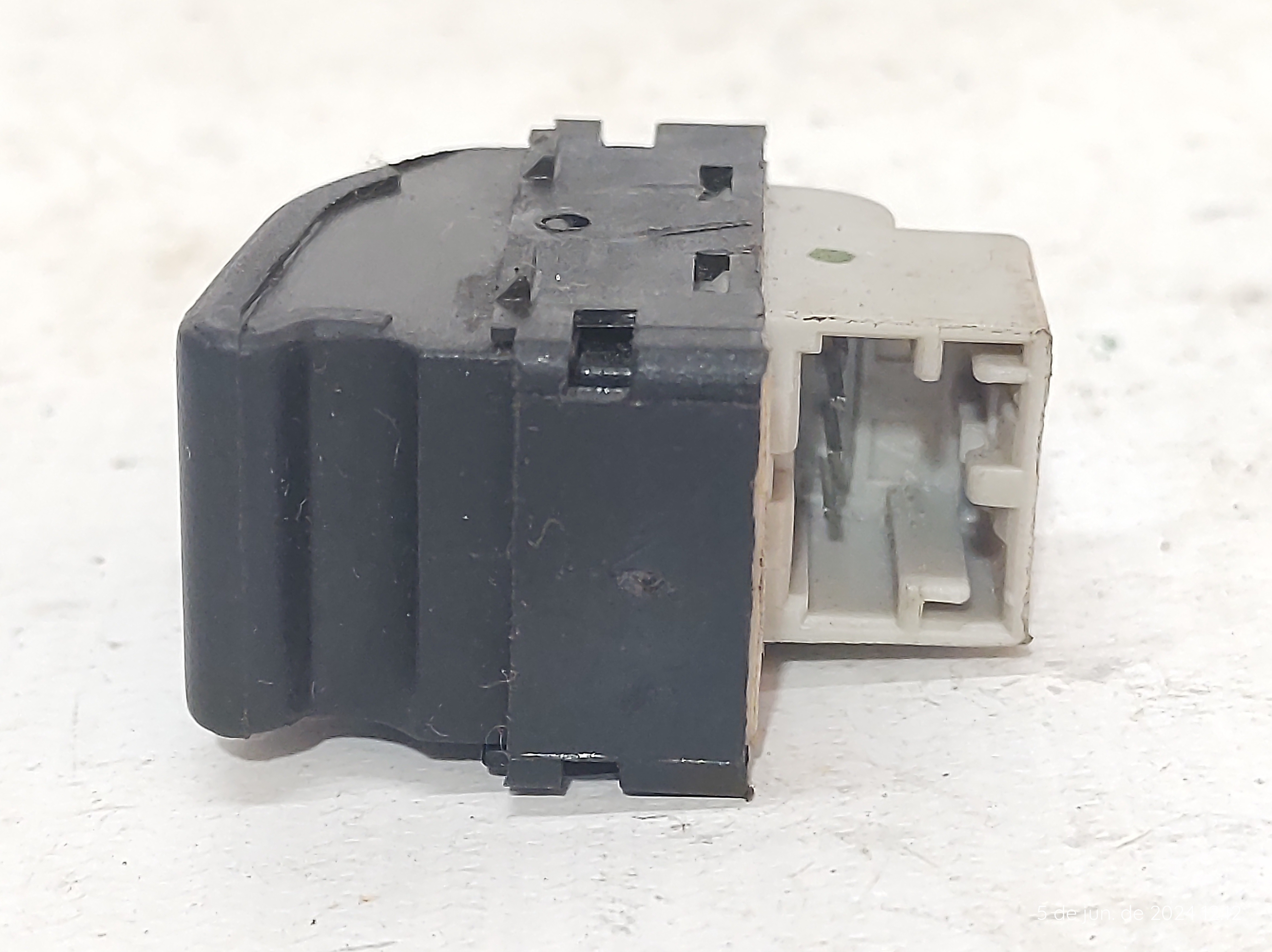Botão Vidro Traseiro Gol Voyage G5 G6 09 A 15 5z095985604309 4
