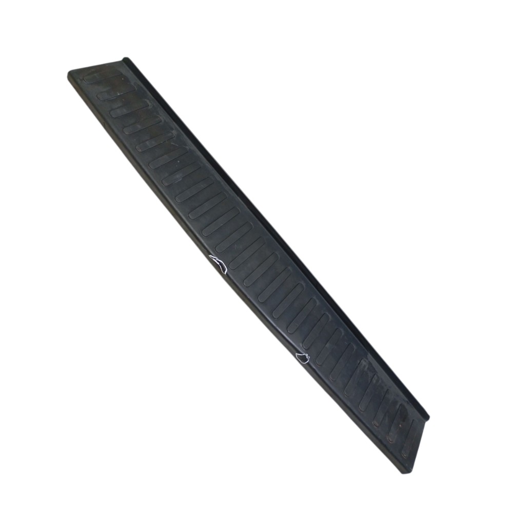 Moldura Parachoque Tras Montana 2011 2012 2013 2014 A 2019