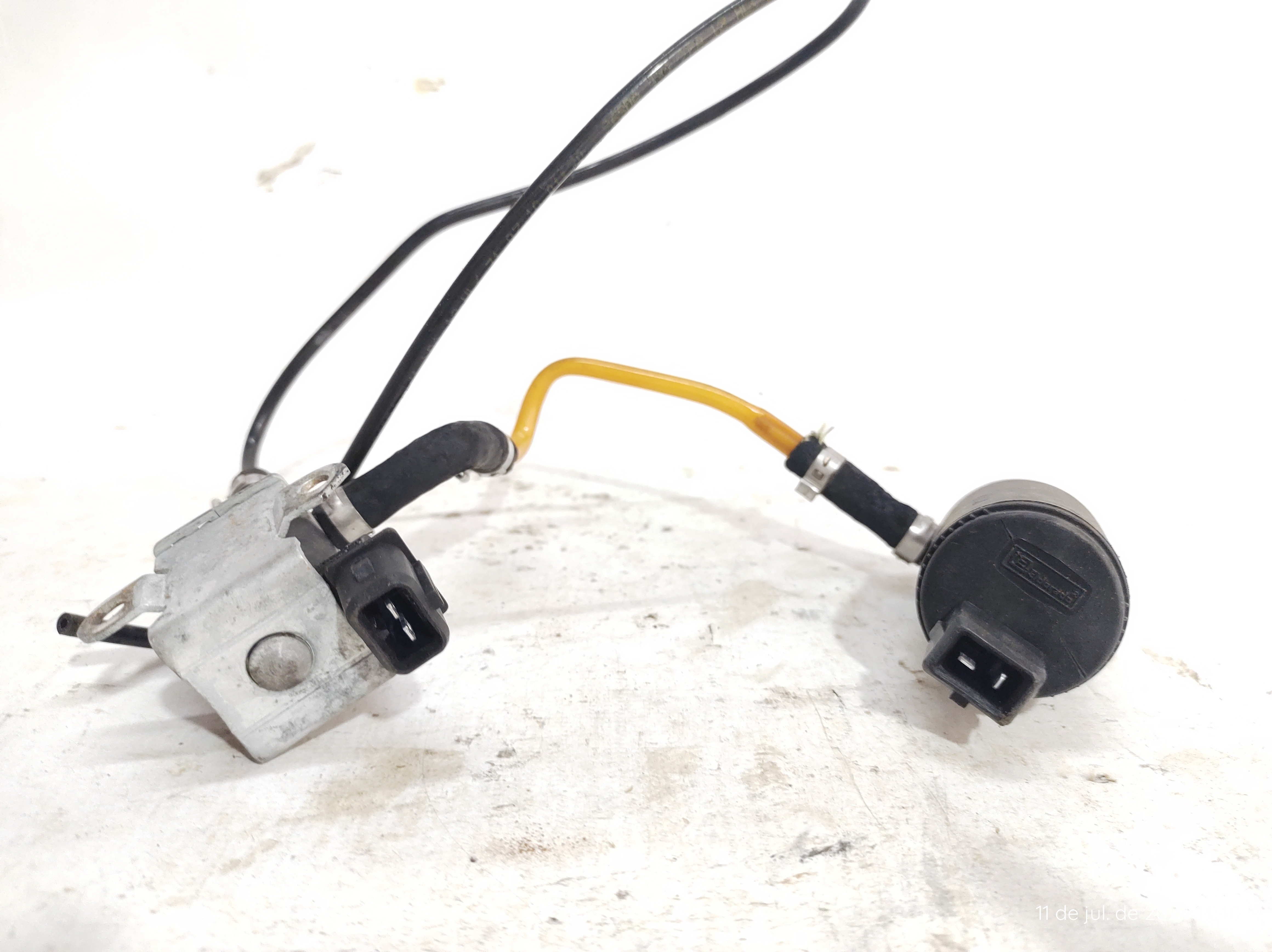 Válvula Solenóide Bomba Partida Frio Ka 1.0 8/13 Be859m587aa 6