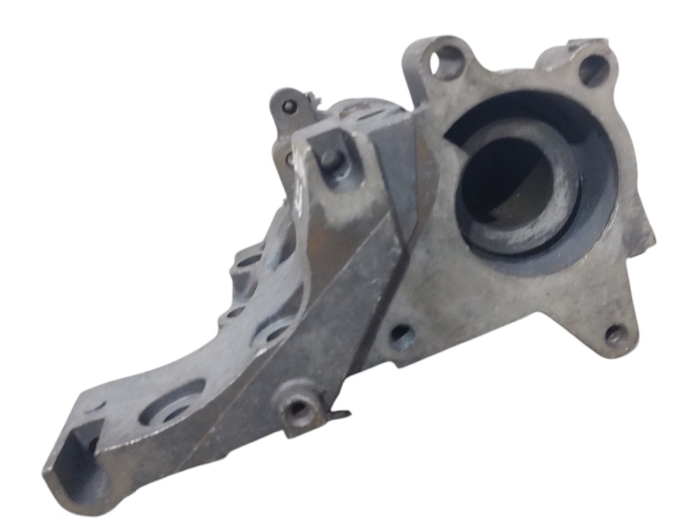 Carcaça Bomba Dágua Nissan Livina Tiida 1.8 2007 A 2014 5