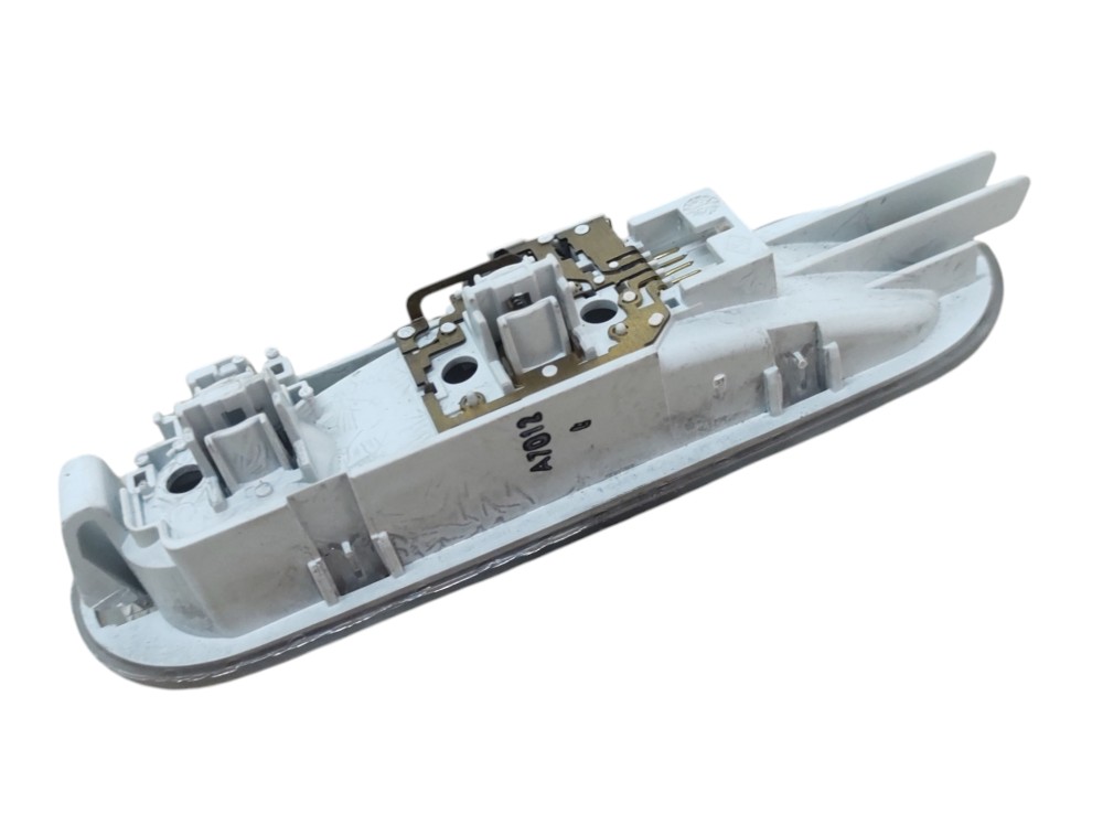 Luz Interna Teto Lanterna Cortesia Logan Sandero 2015 A 2019 8