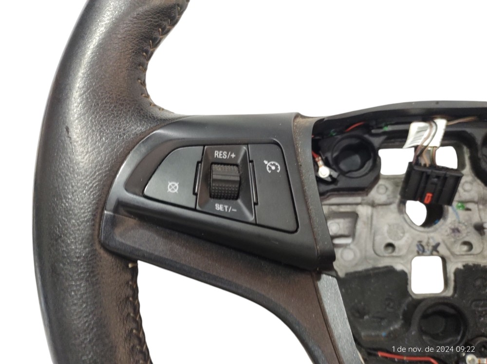 Volante Direção Com Comandos Cobalt 2016 A 2020 34134813a Preto 6