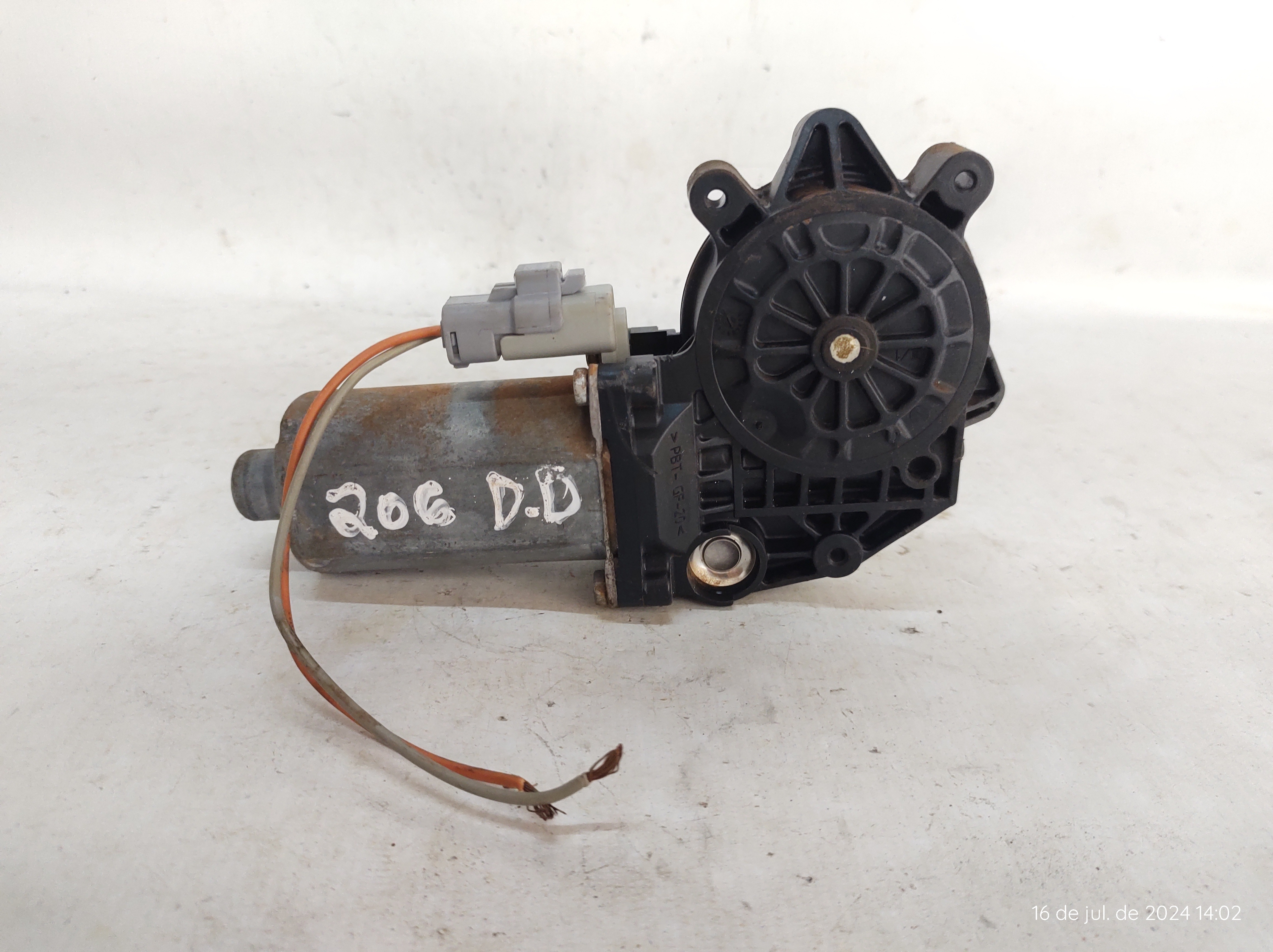 Motor Vidro Elétrico Diant Direito Peugeot 206  0130821762 7