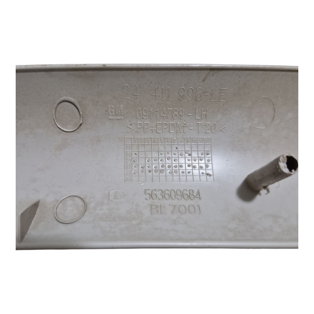 Moldura Coluna Parabrisa Esquerdo Corsa Montana 2003 A 2010 5