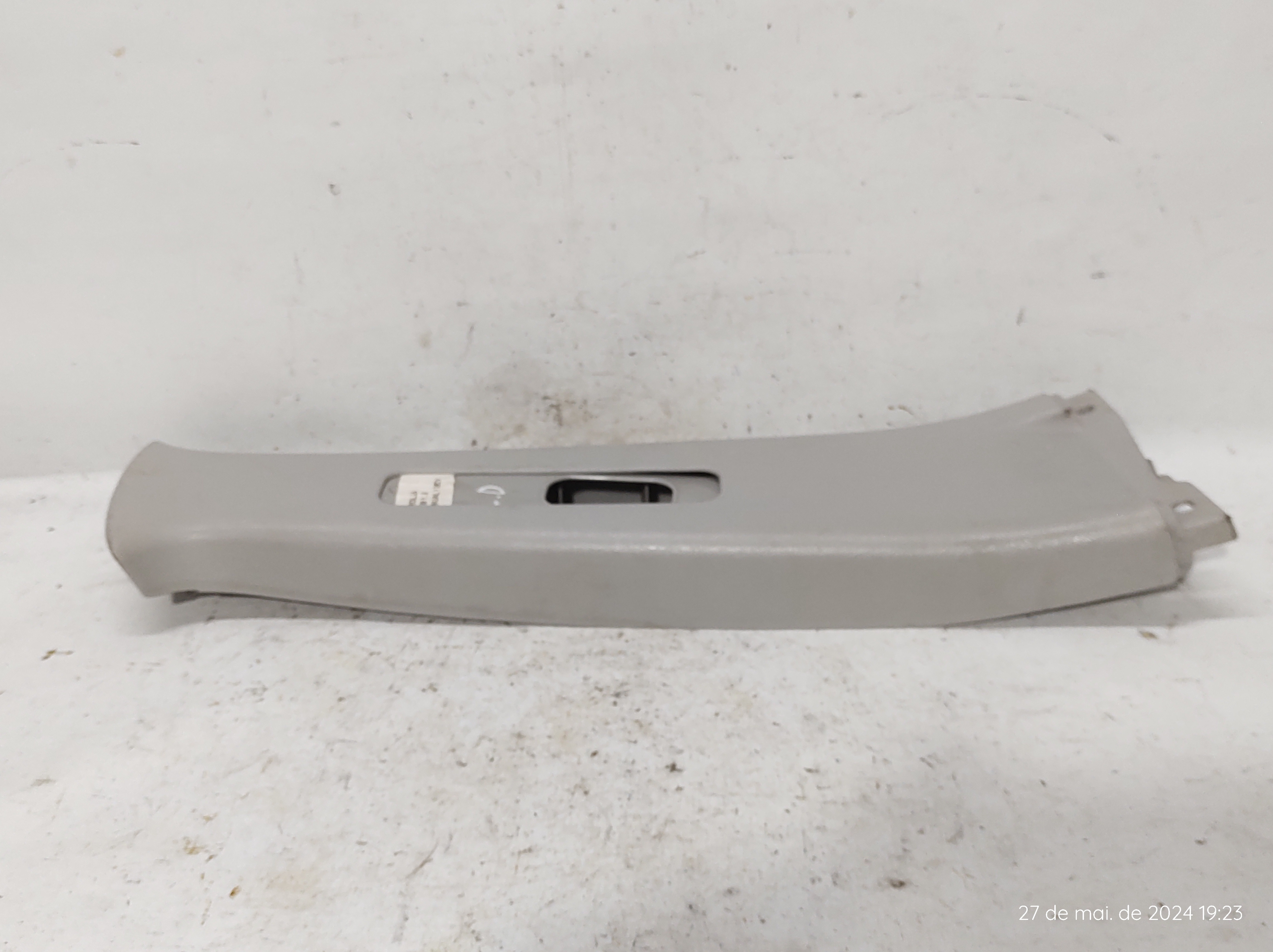 Moldura Direita Coluna Central Corolla 03 A 08 6241102090 3