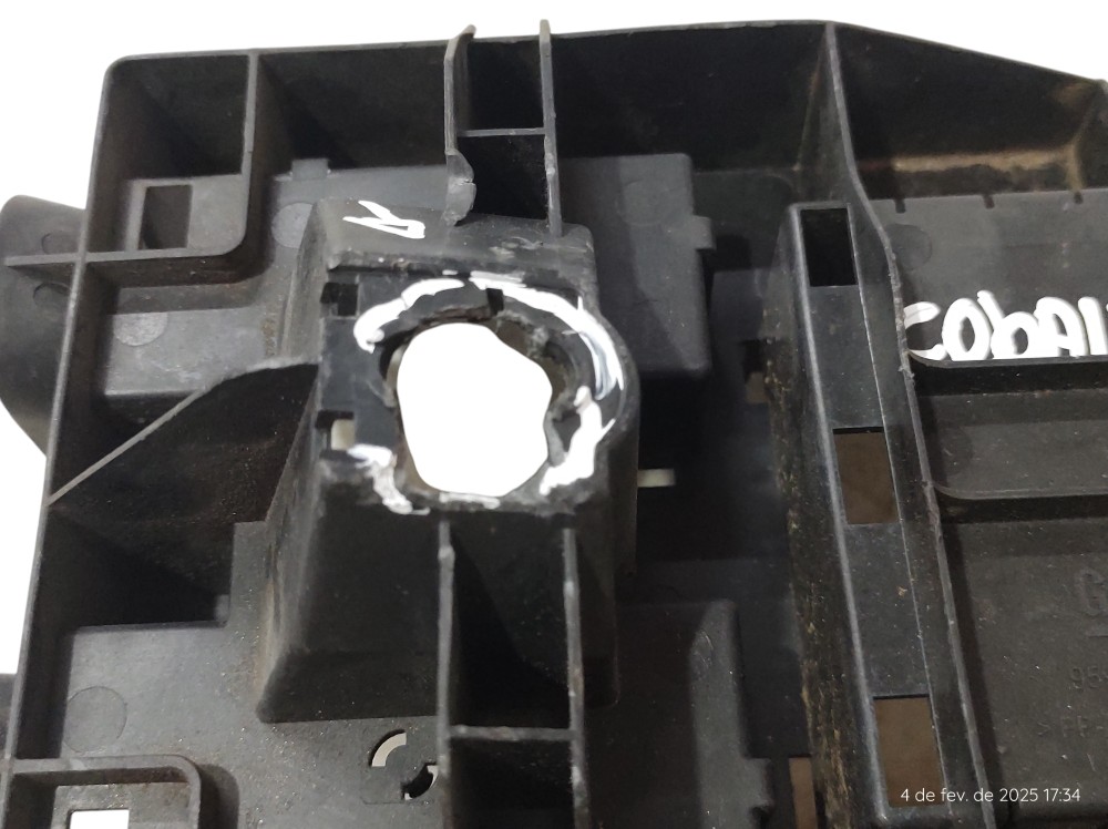 Suporte Caixa Fusível Cobalt Sonic 2012 A 14 95990326 Avaria 2