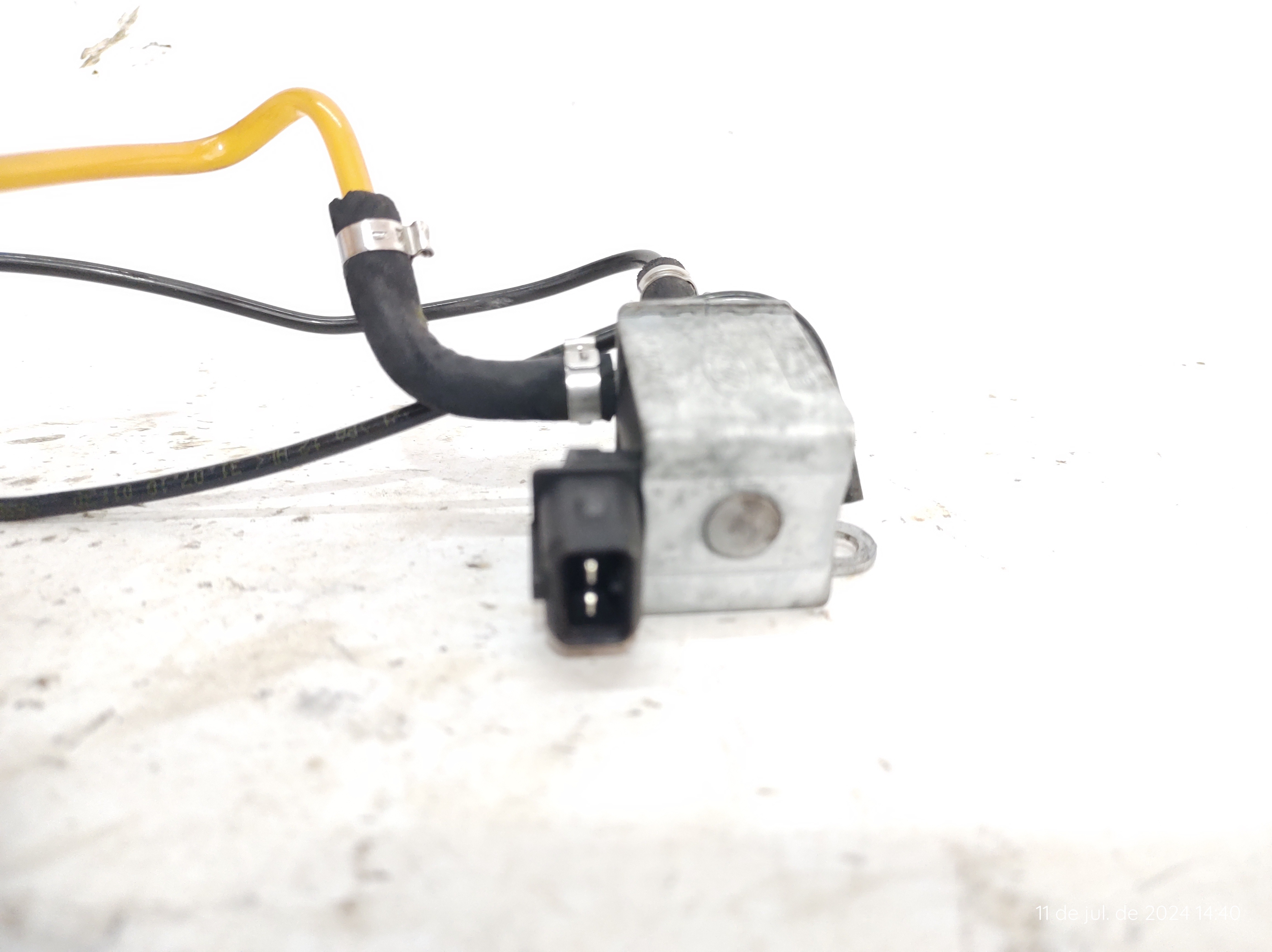 Válvula Solenóide Bomba Partida Frio Ka 1.0 8/13 Be859m587aa 5