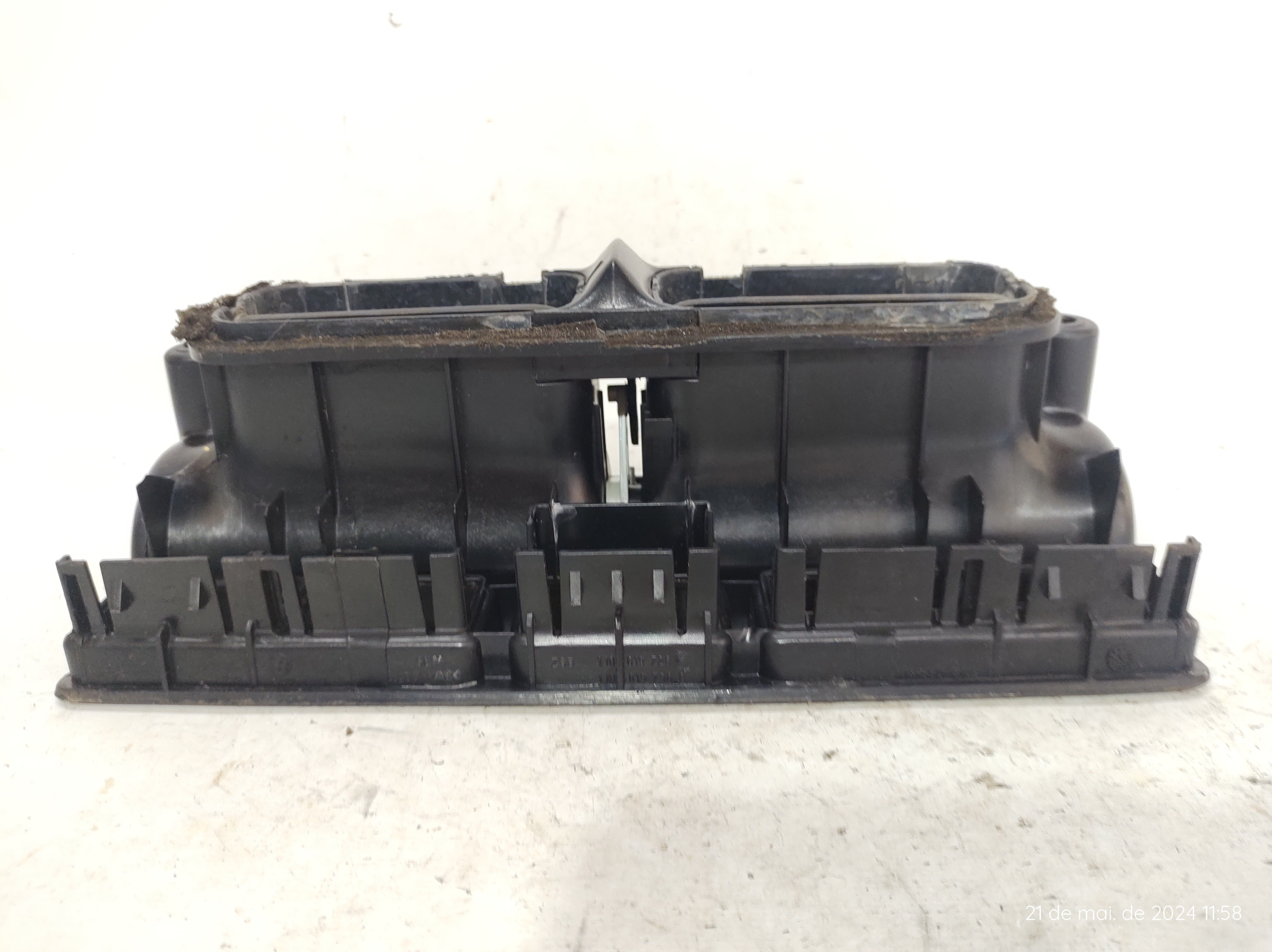 Duto Difusor Ar Central Golf 99 A 06 1j0819728 4