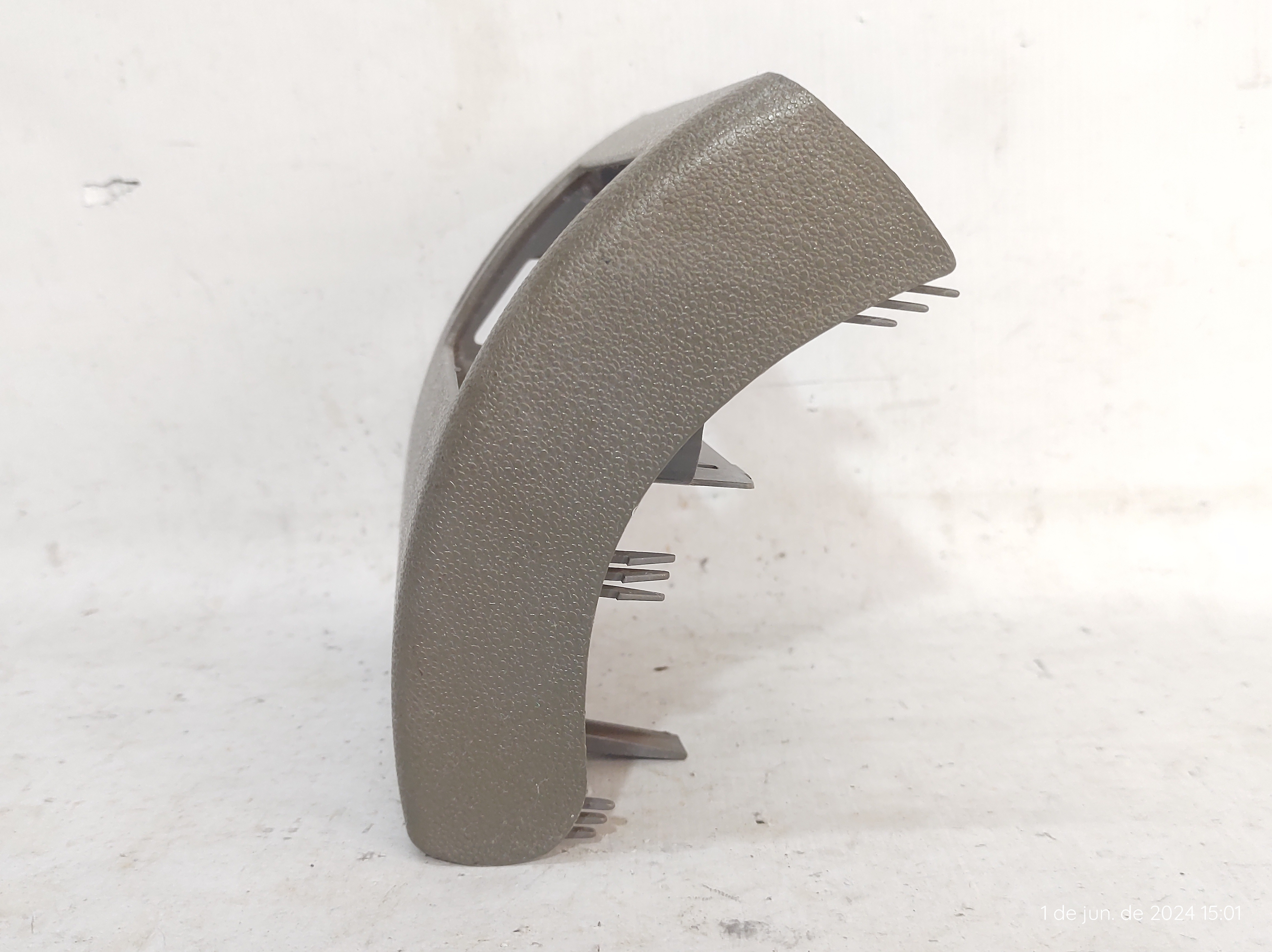 Moldura Direita Difusor Gol Saveiro Parati 00 A 5 377857044 2
