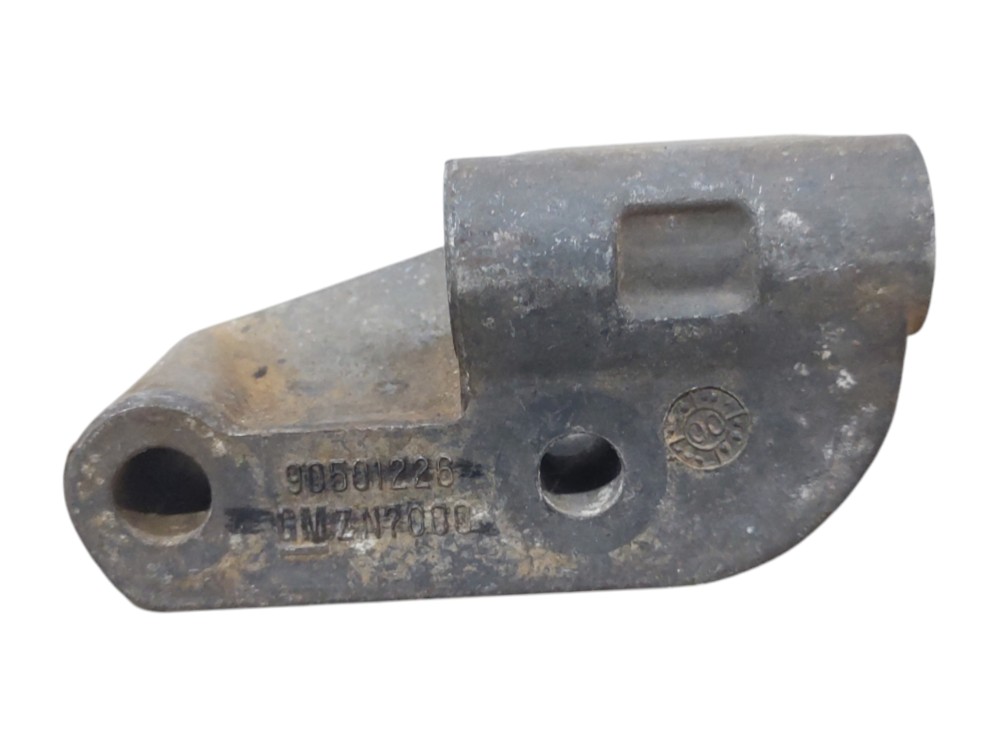 Suporte Alternador Celta Cobalt Corsa Montana 2003 A 2012 2