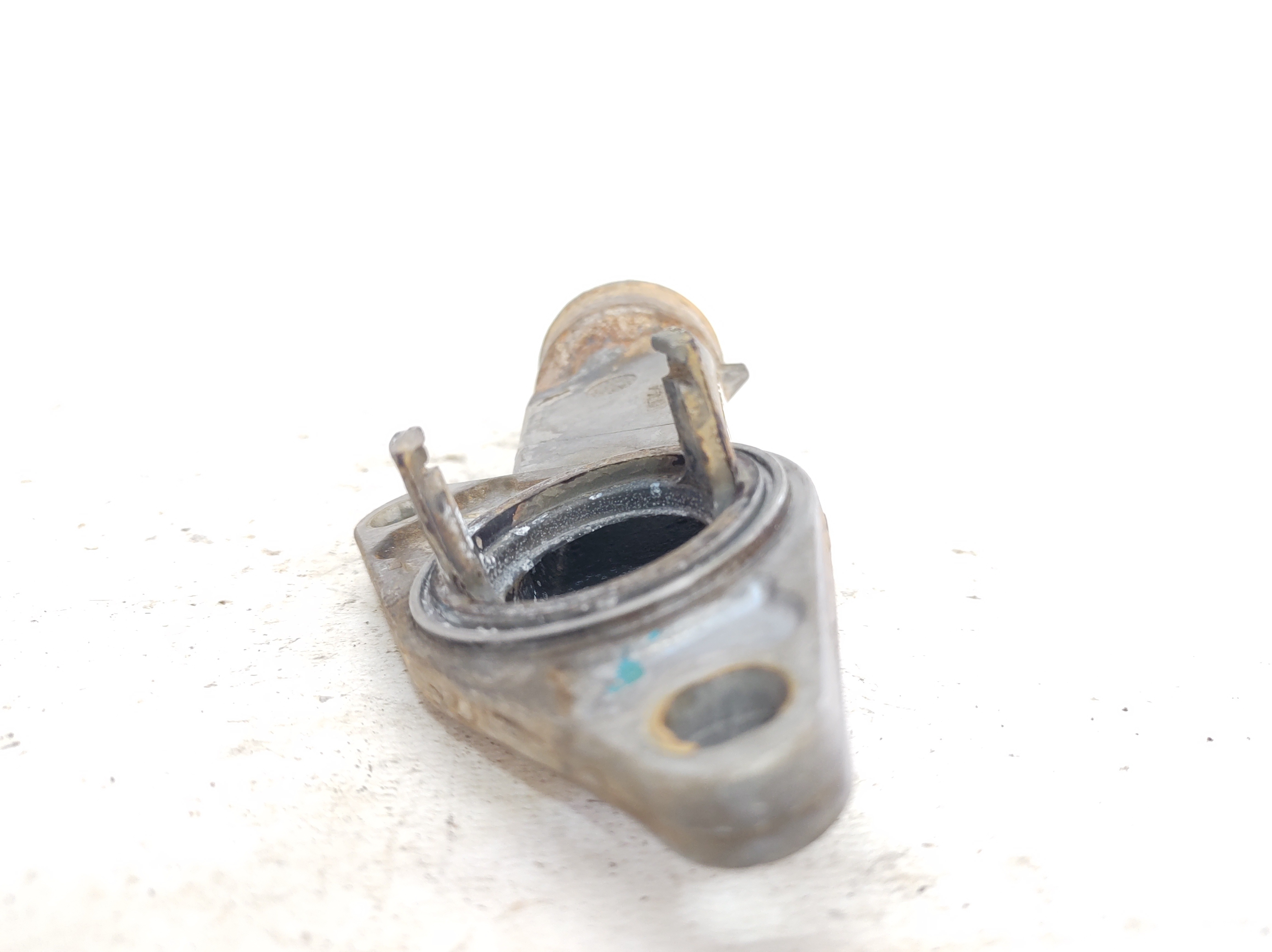 Carcaça Válvula Termostática Corsa Celta 96 A 16 93275736 3