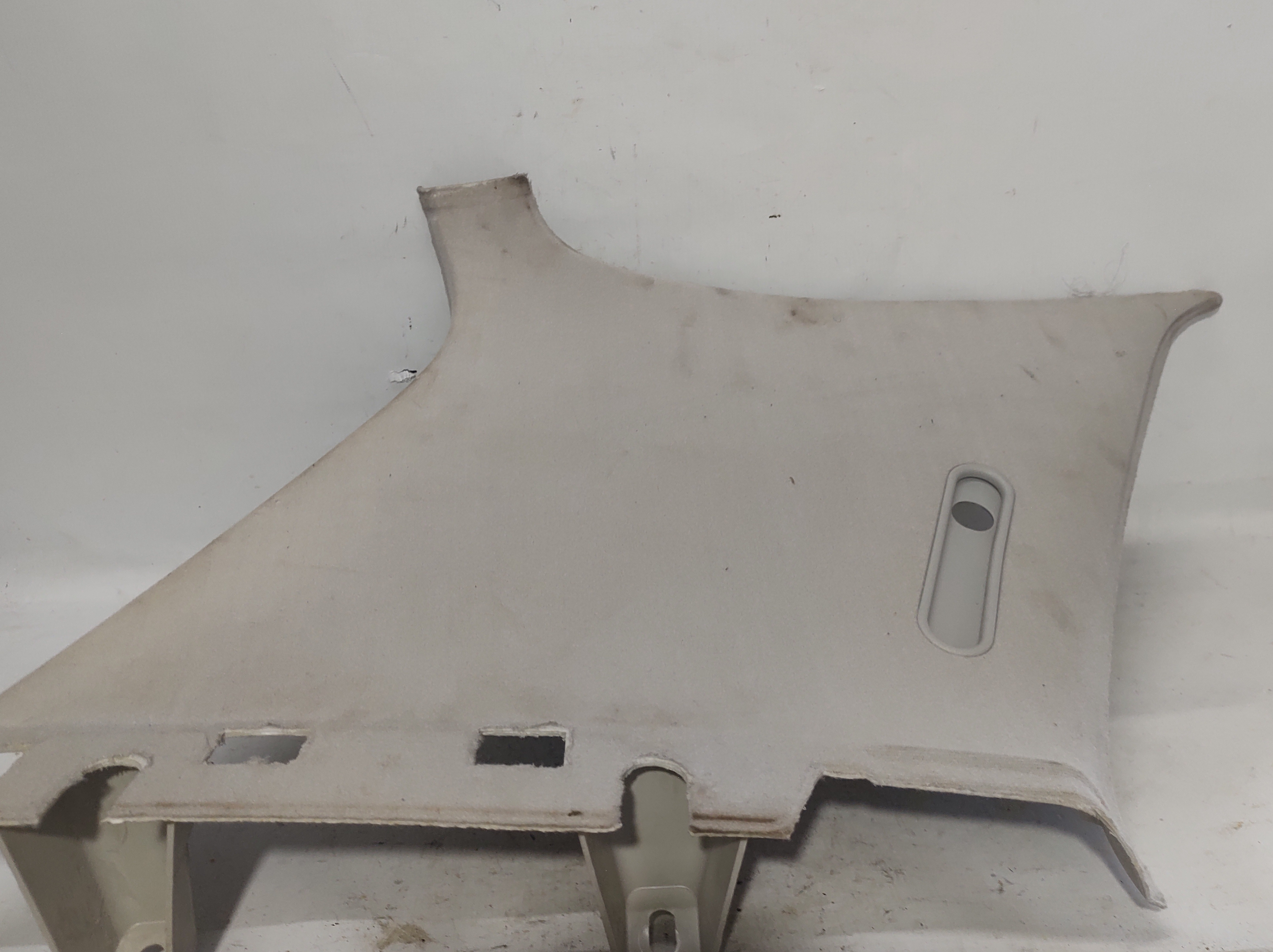 Moldura Esquerda Coluna Traseira Golf 99 A 6 1j4867287 4
