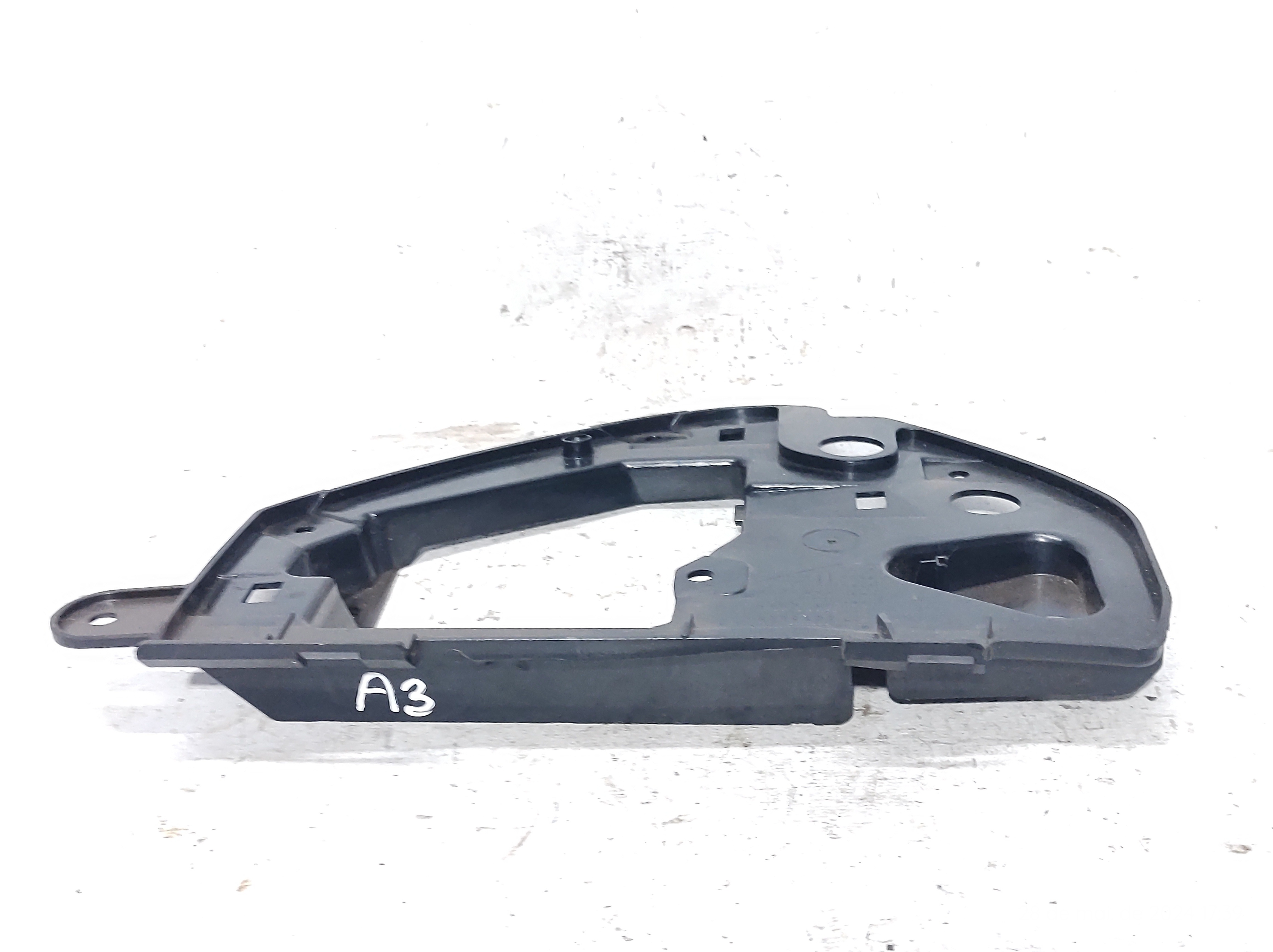Moldura Interna Painel Ld Direito Audi A3 99 A 6 8l0858388a 5