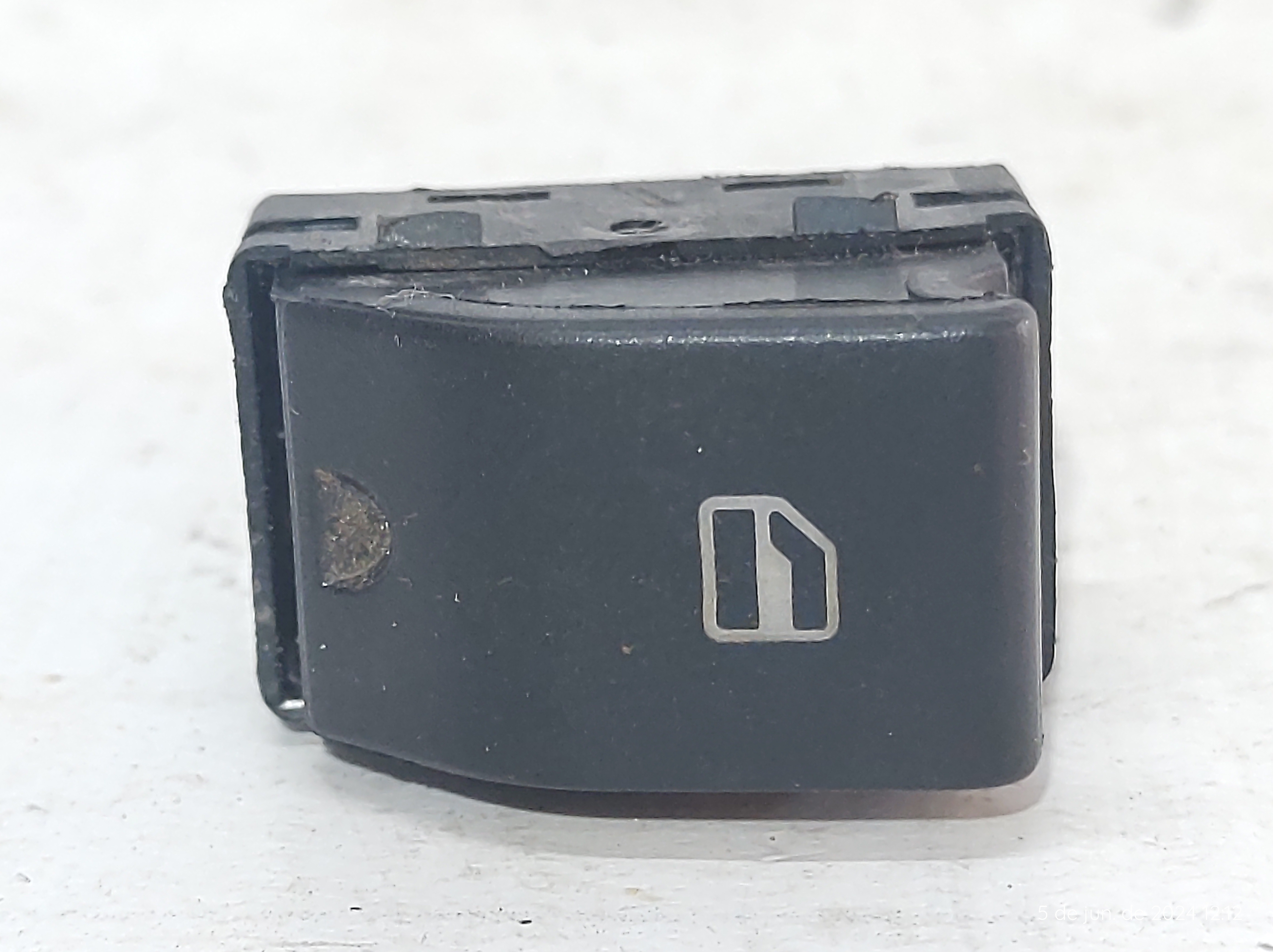 Botão Vidro Traseiro Gol Voyage G5 G6 09 A 15 5z095985604309 7