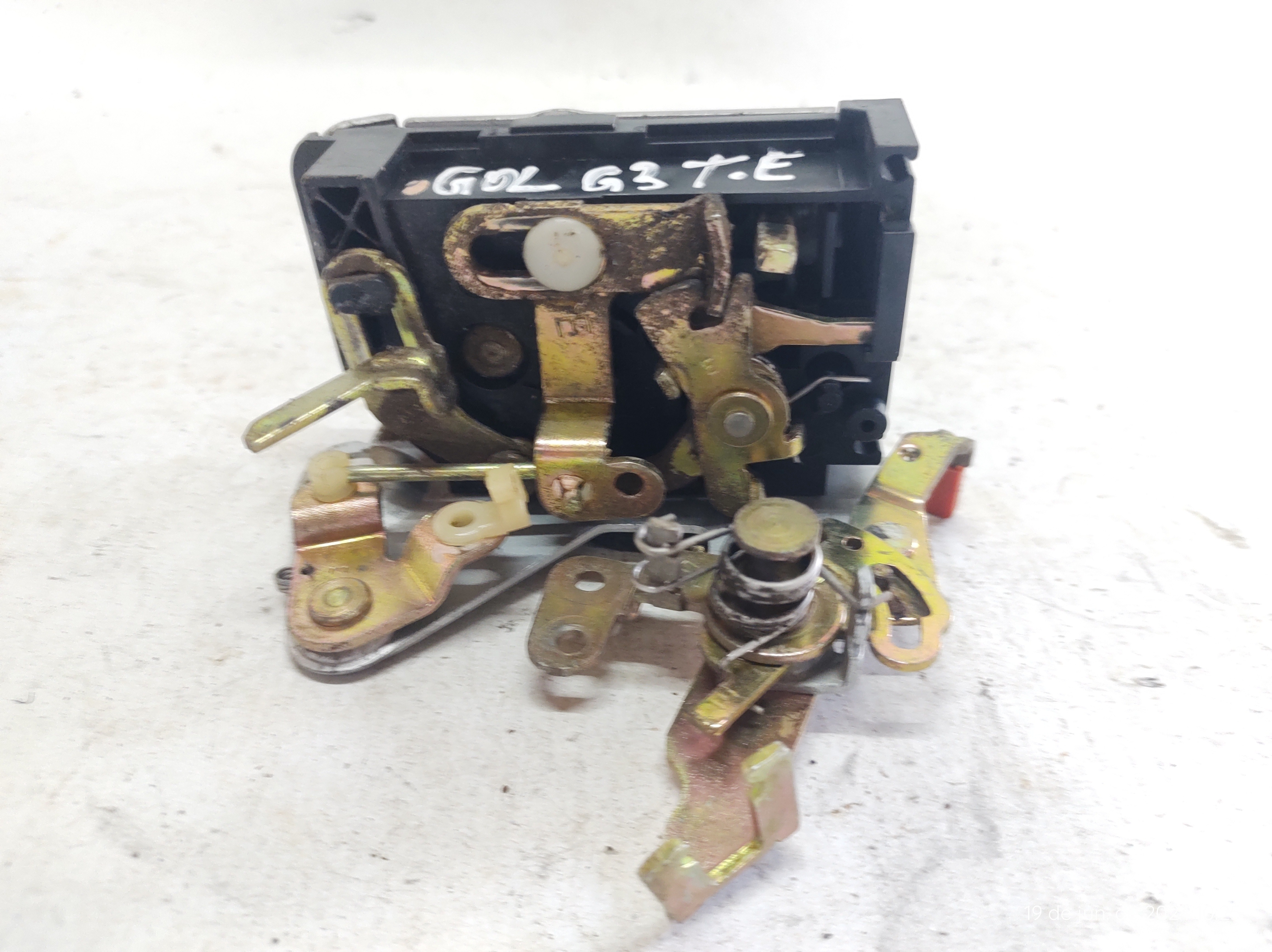 Fechadura Traseira Esquerda Gol Parati G3 00 A 5 5×4839013 4