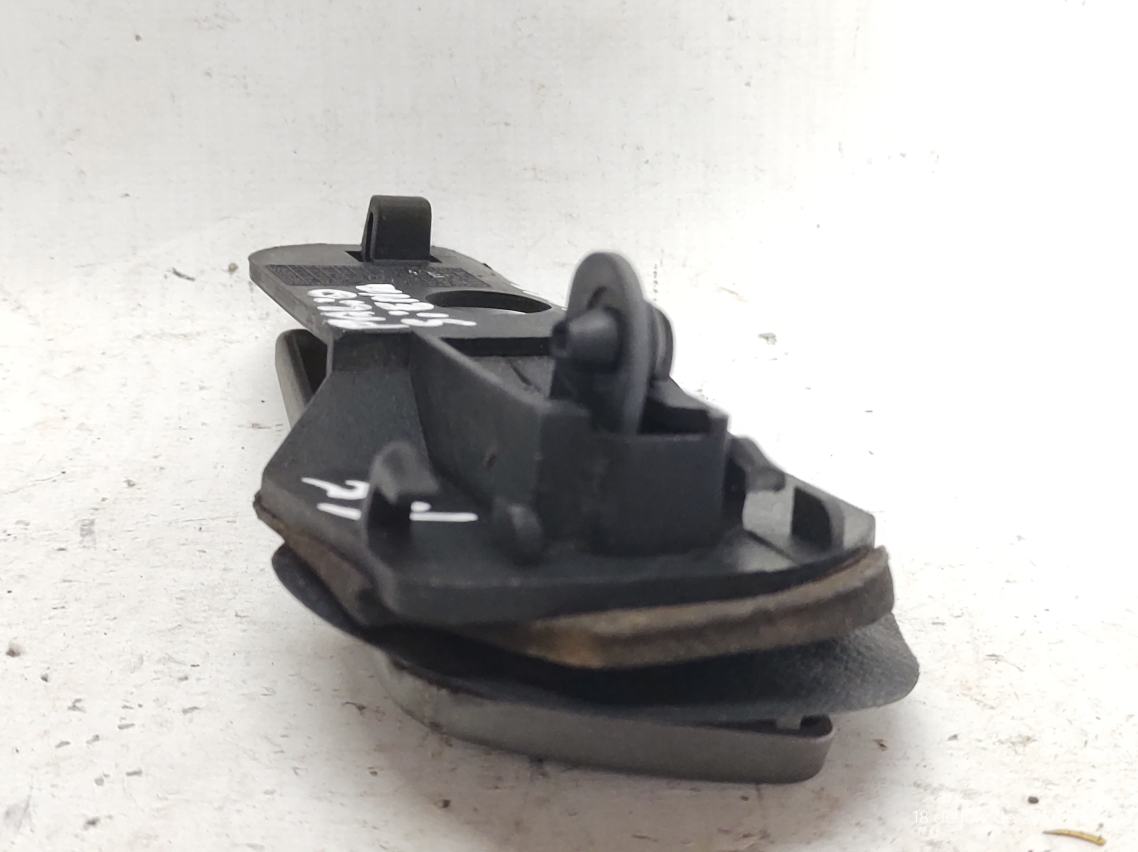 Maçaneta Interna Traseira Esquerda Palio Siena 09 A 12  – Preto – Traseira 4