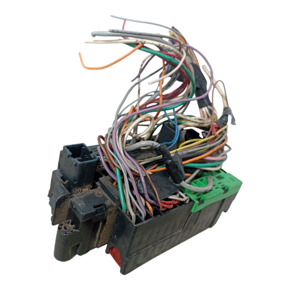 Caixa Fusível Peugeot 206 1.0 16v 2001 4