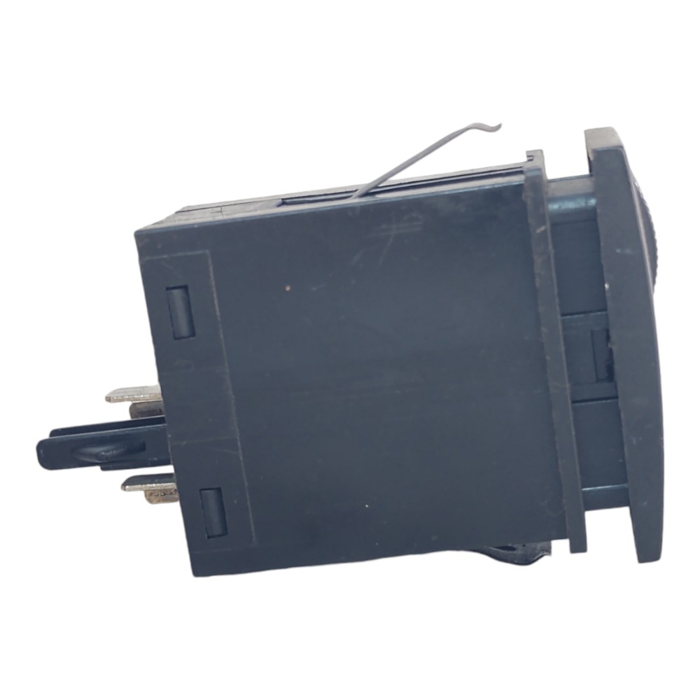 Botão Desembaçador Vidro Traseiro Gol Parati G3-g4 2000 A 12 9