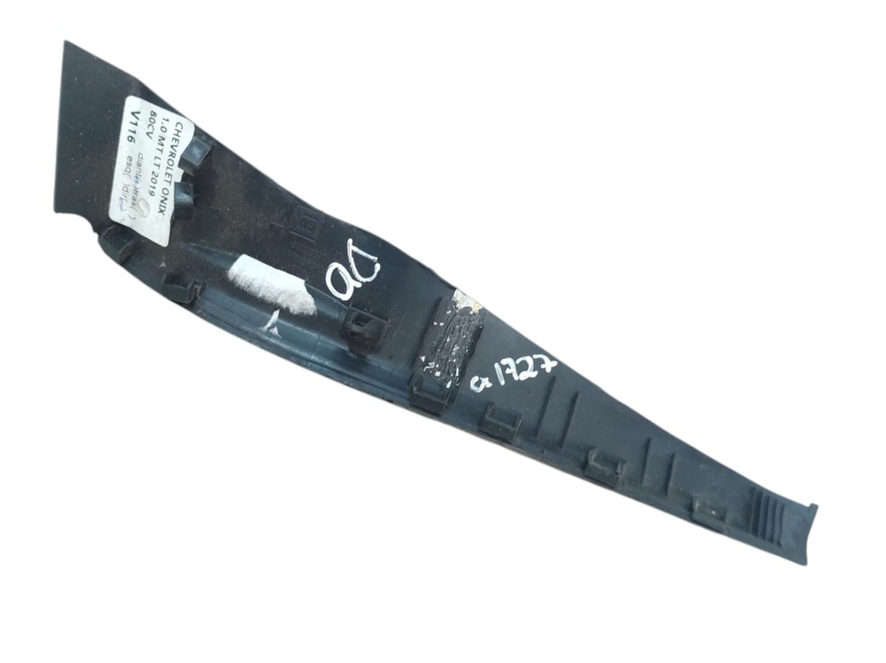 Moldura Acabamento Churrasqueira Direito  Onix 2013 A 2019 7