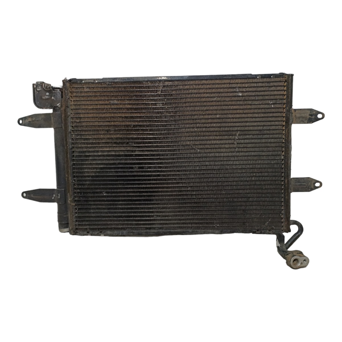 Condensador Ar Condicionado Volkswagen Polo 2003 A 2006 1.0