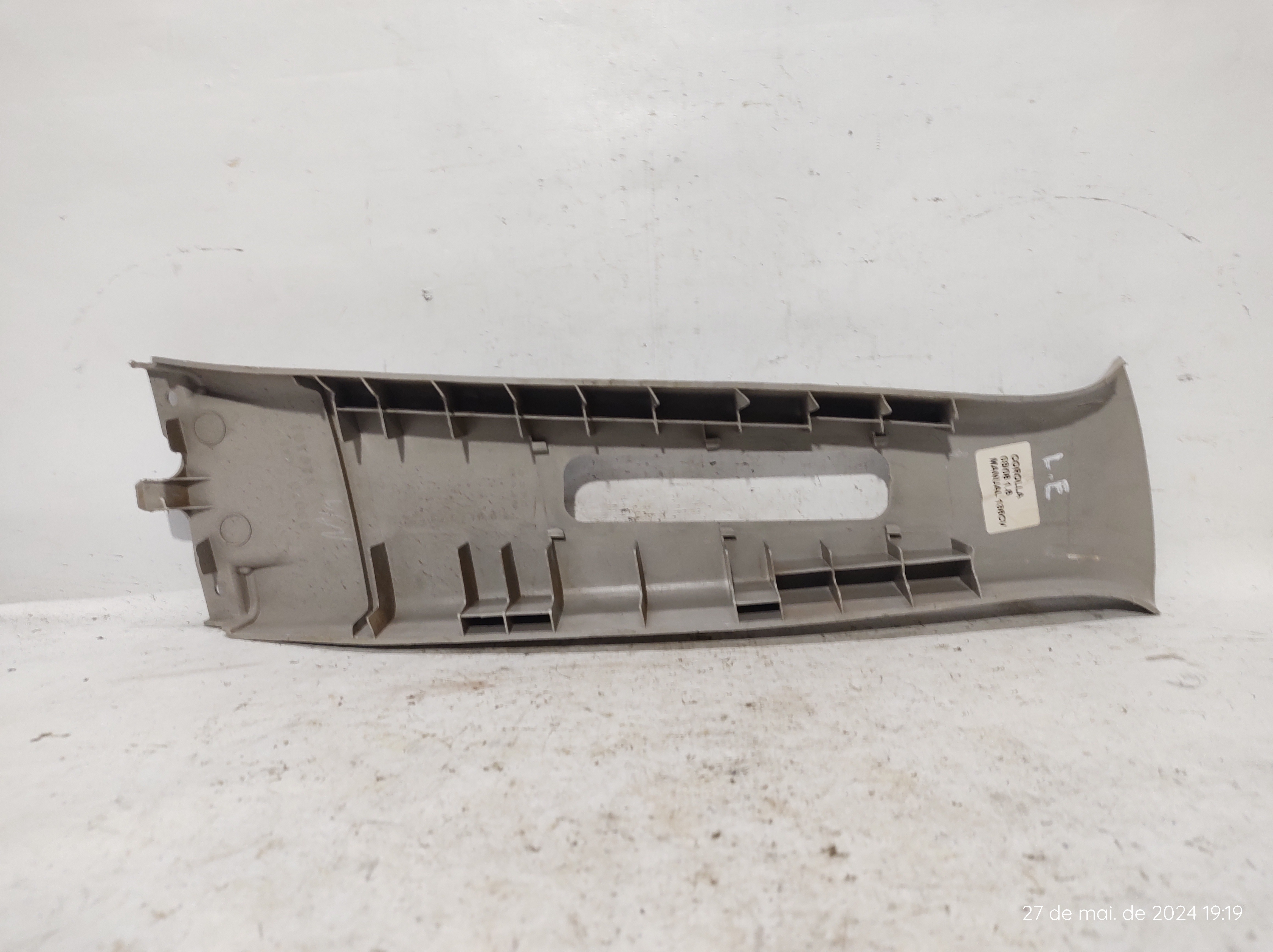 Moldura Coluna Centro Corolla 03 A 08 62412-02080 2