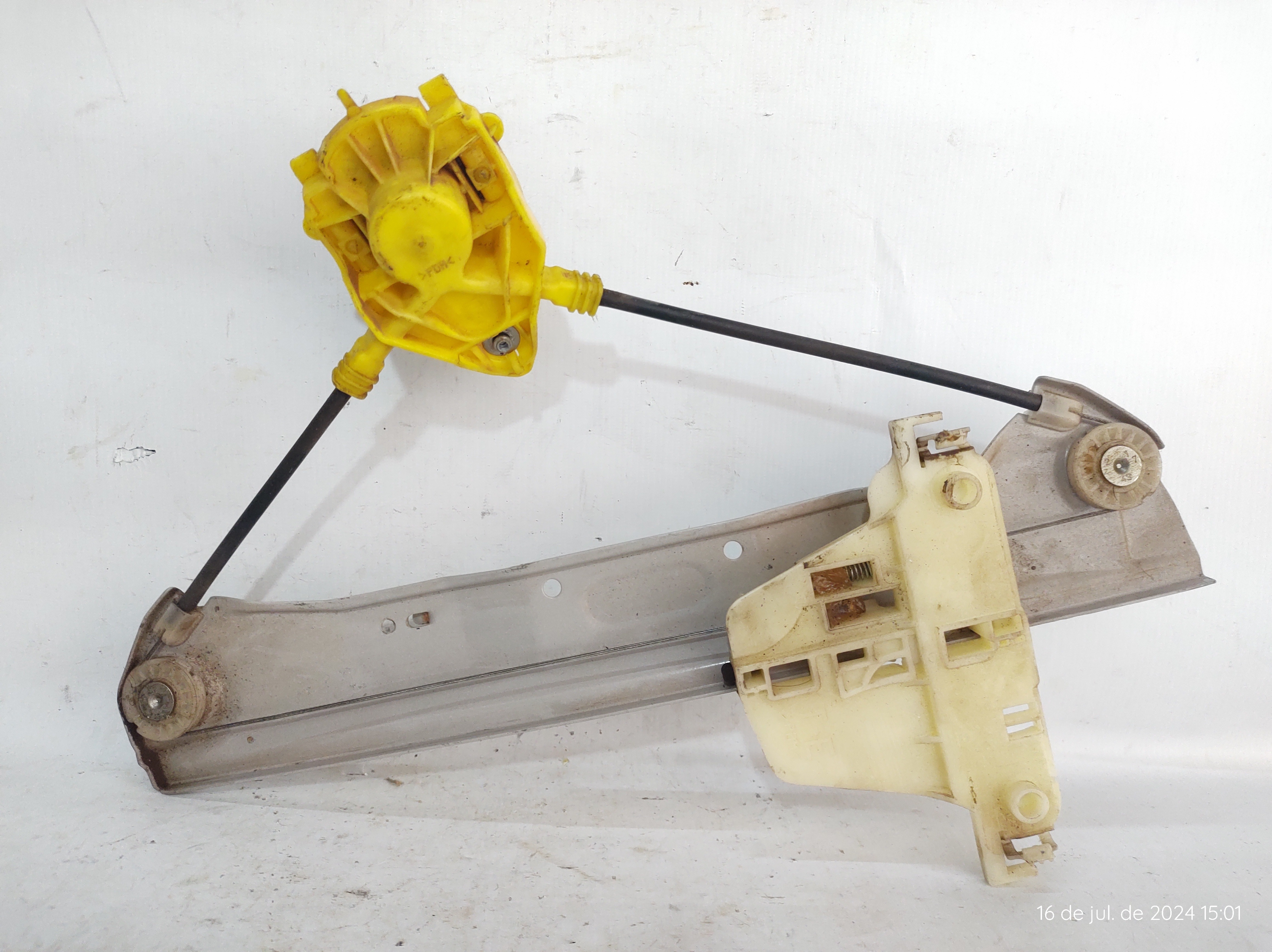 Maquina Vidro Manual Traseiro Esquerdo Gol Voyage 09 A 23 4