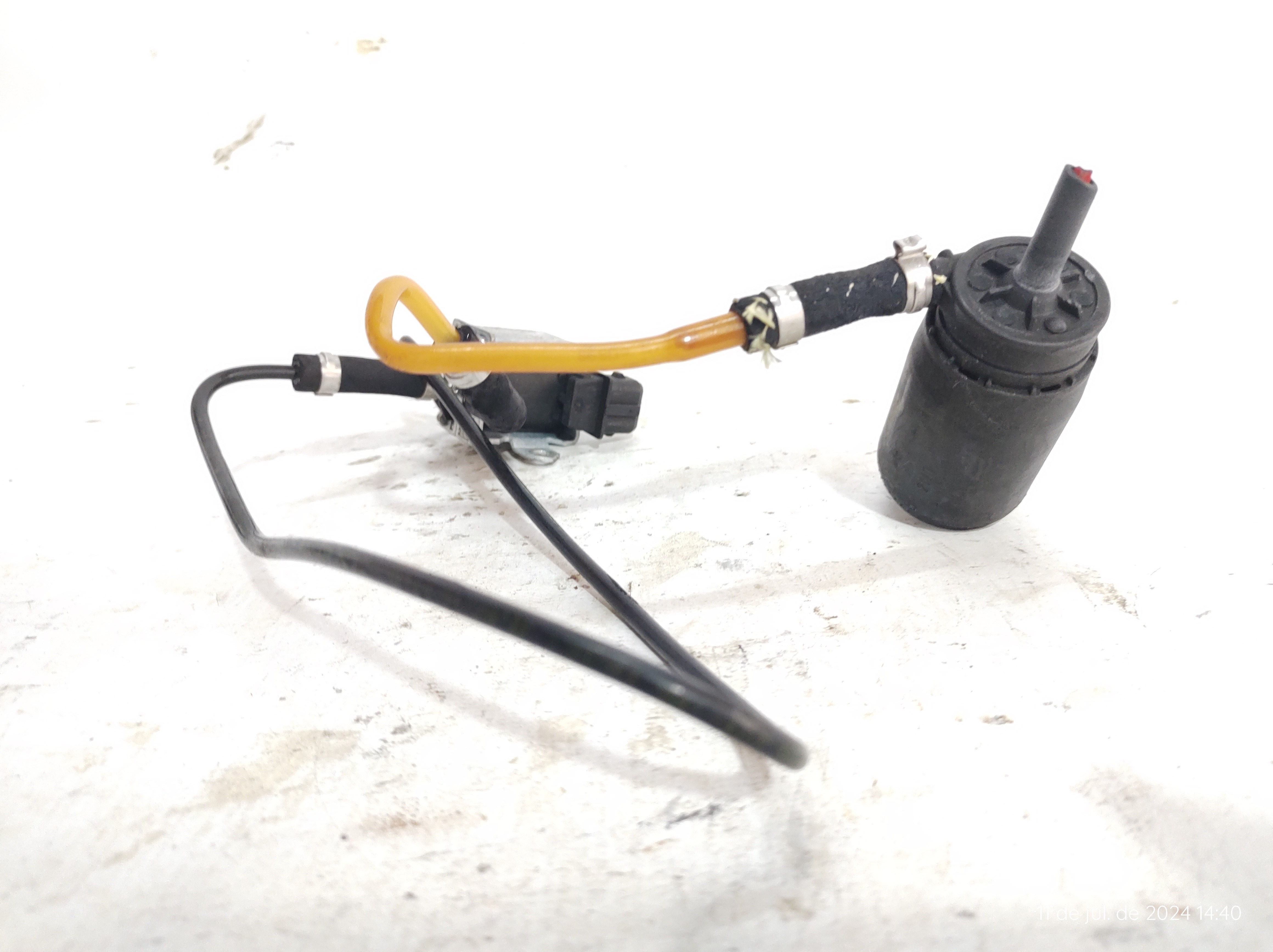 Válvula Solenóide Bomba Partida Frio Ka 1.0 8/13 Be859m587aa 4