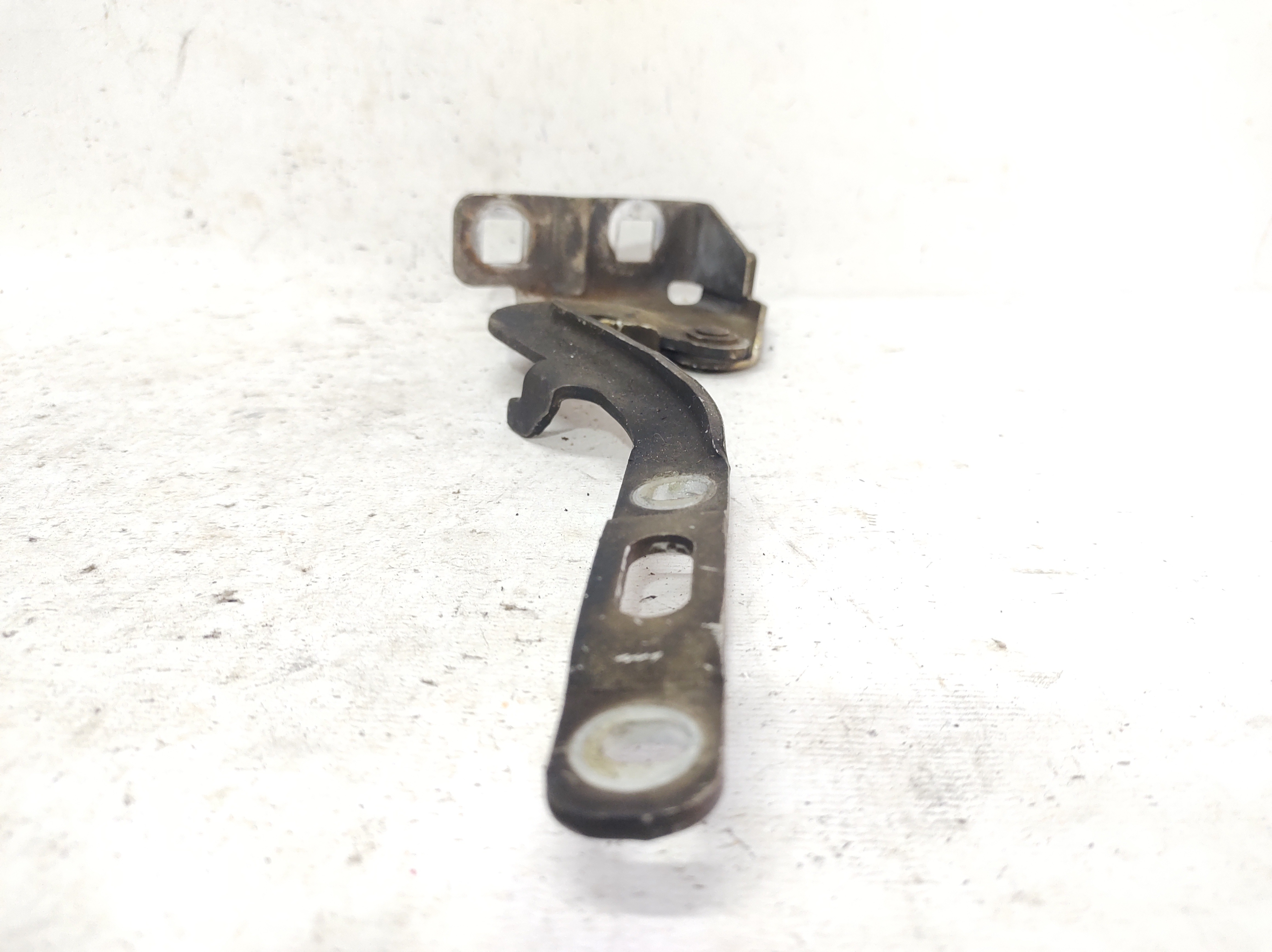 Dobradiça Direita Capô Fiat Idea 04 A 10 79590 Original 4